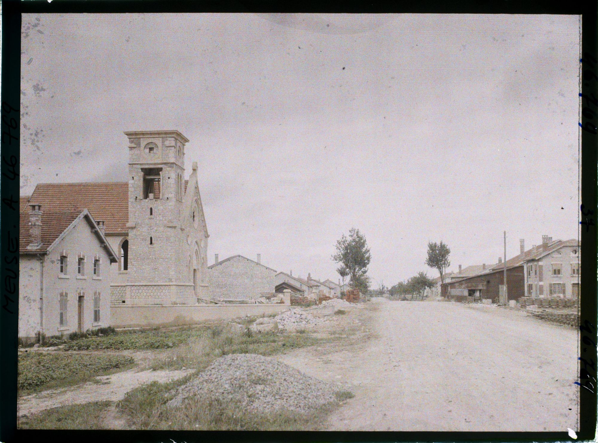 Image représentant France, Boureuilles Meuse (140h), Entrée de Boureuilles, Diron de Varennes