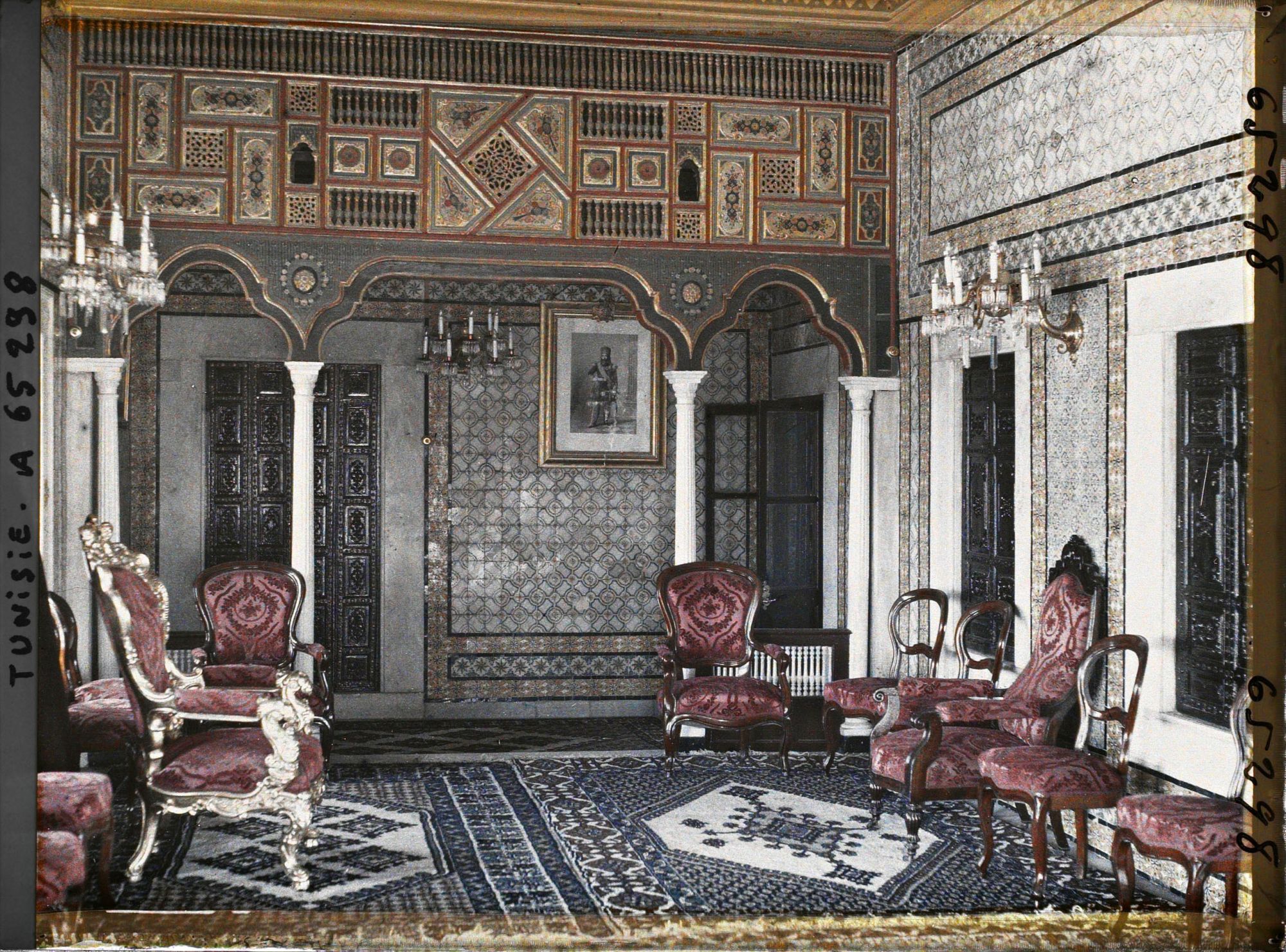 Image représentant La salle du trône du palais beylical Dar-el-Bey