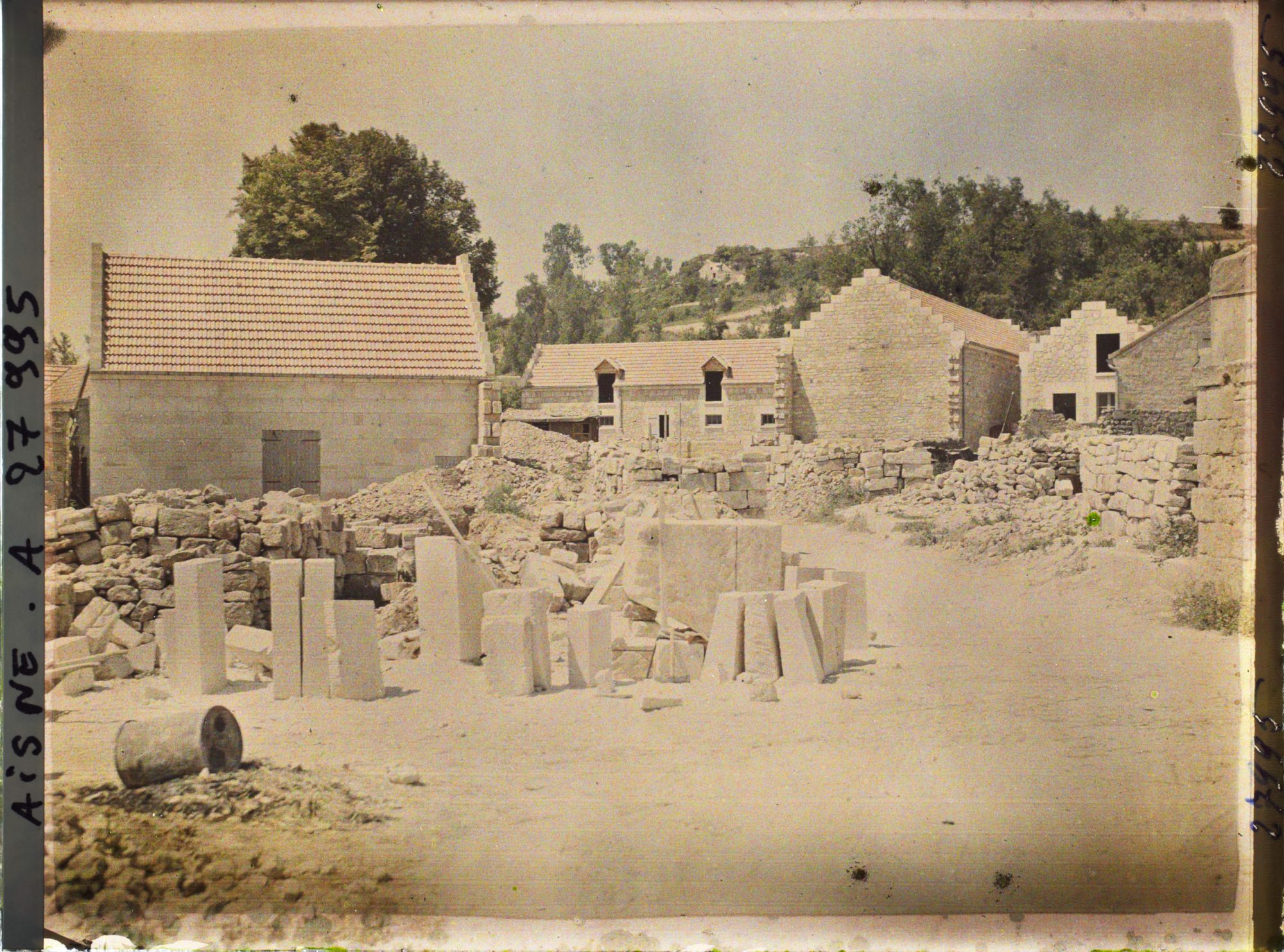 Image représentant France, Pasly, Coin du Village en reconstruction
