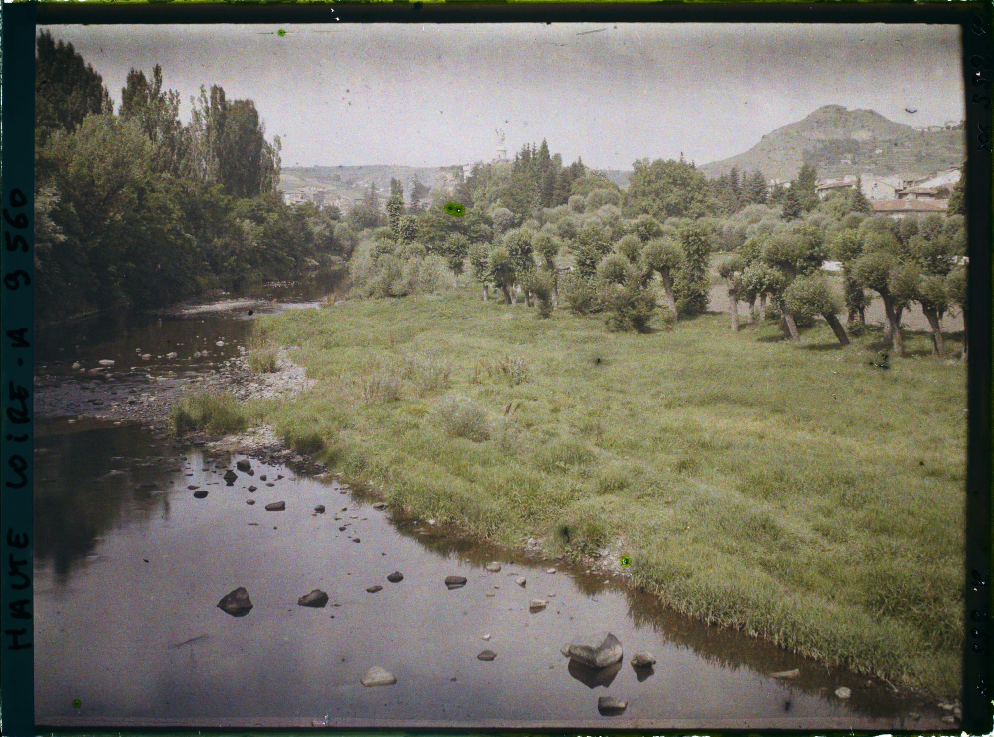 Image représentant Le Dolaizon vu depuis le pont Vieux