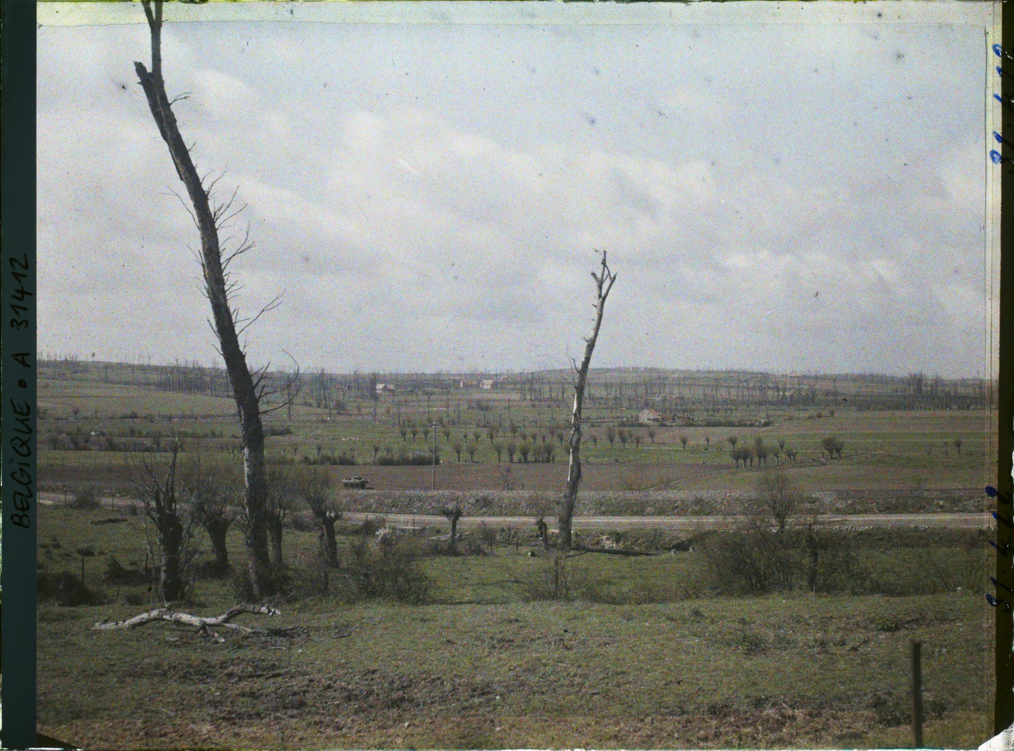 Image représentant Belgique, Neuve Eglise, Vue vers le Ravensberg, vue du Sud Est de Neuve Eglise