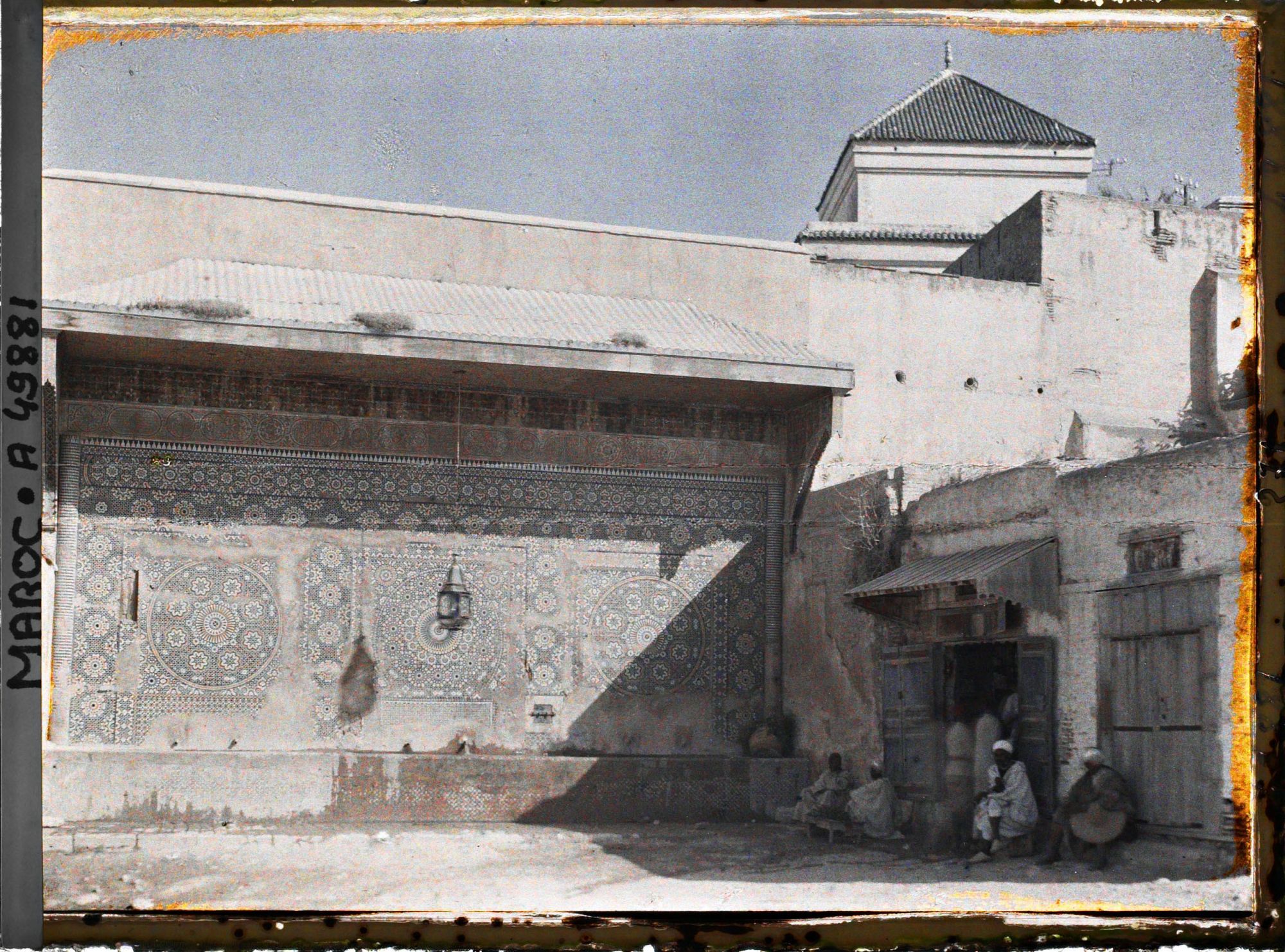 Image représentant La fontaine de la place El-Hedin