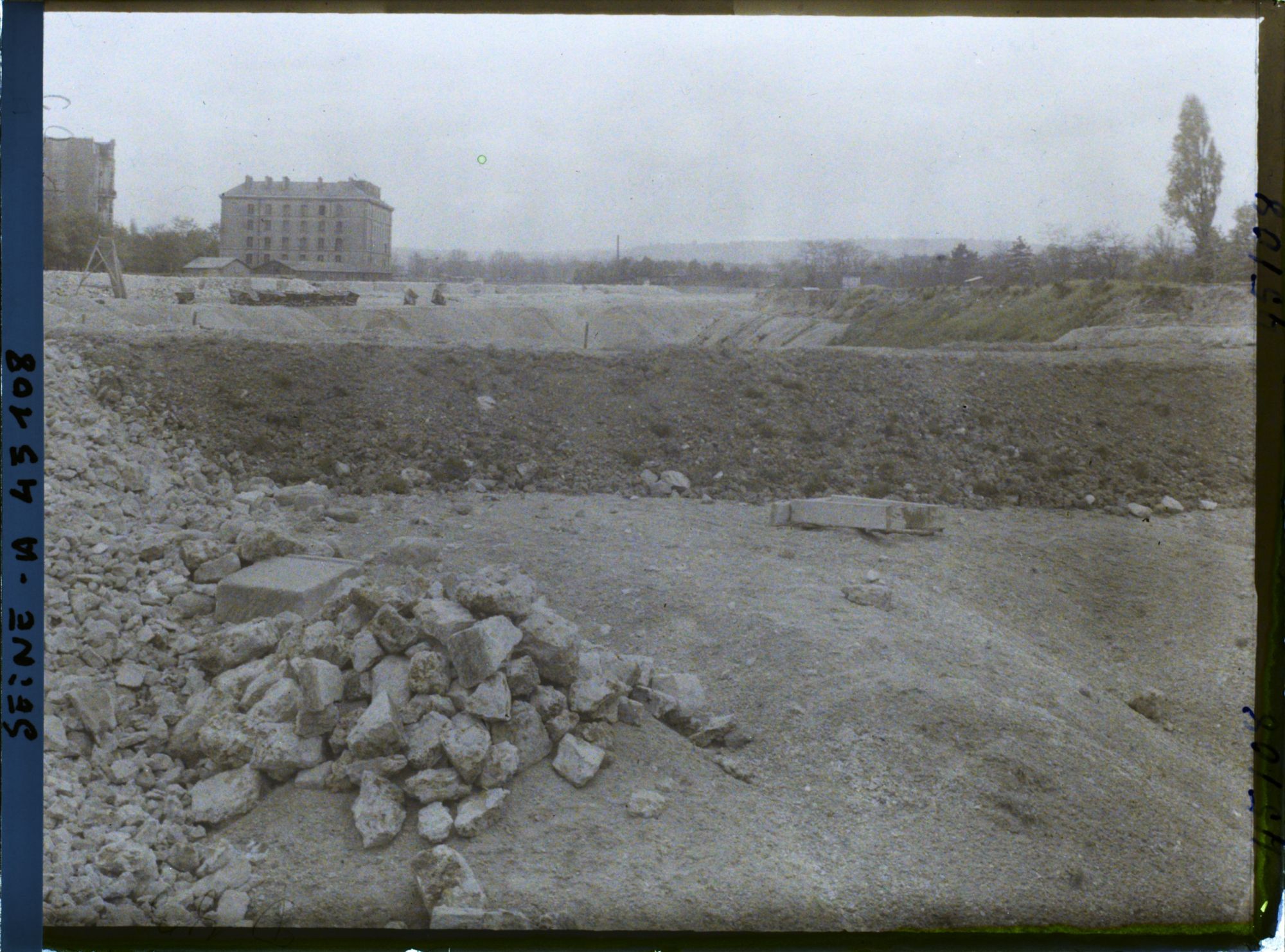 Image représentant L'emplacement des anciennes fortifications vers la porte d'Auteuil