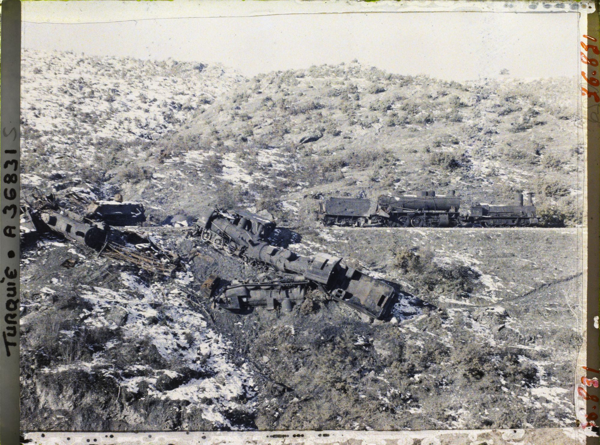 Image représentant Train accidenté par les Grecs