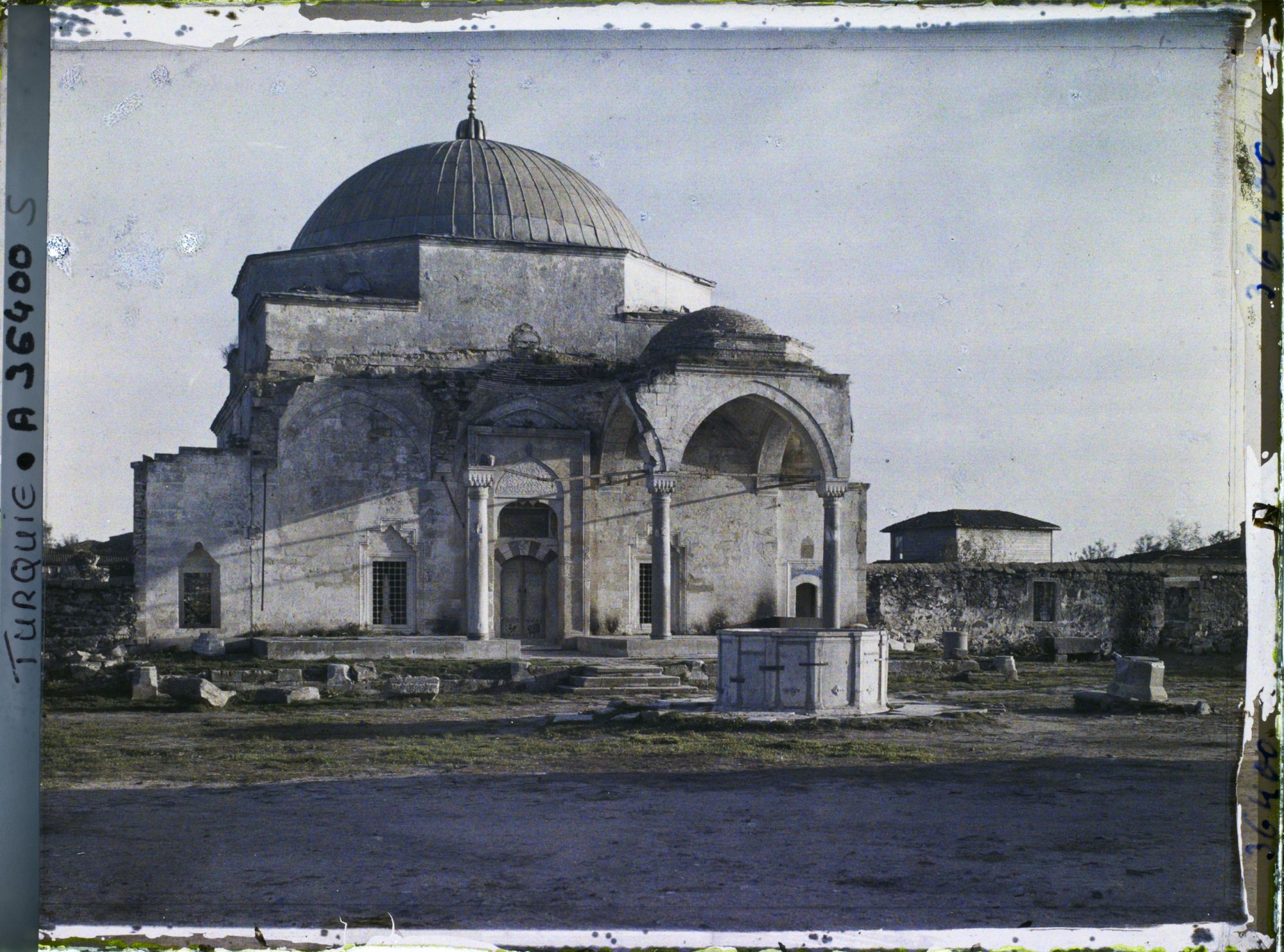 Image représentant Façade de Souleymaniye Camii (mosquée de Soliman-le-Magnifique, 1570 ?)