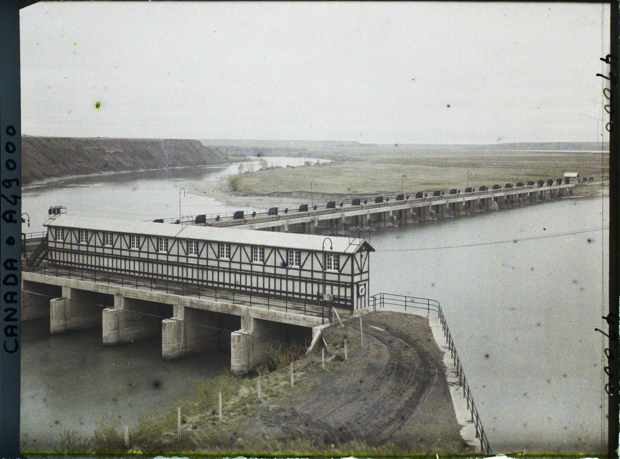Image représentant Canada, Bassano, Barrage de la Bosse - Vue Générale des Ouvrages du Barrage