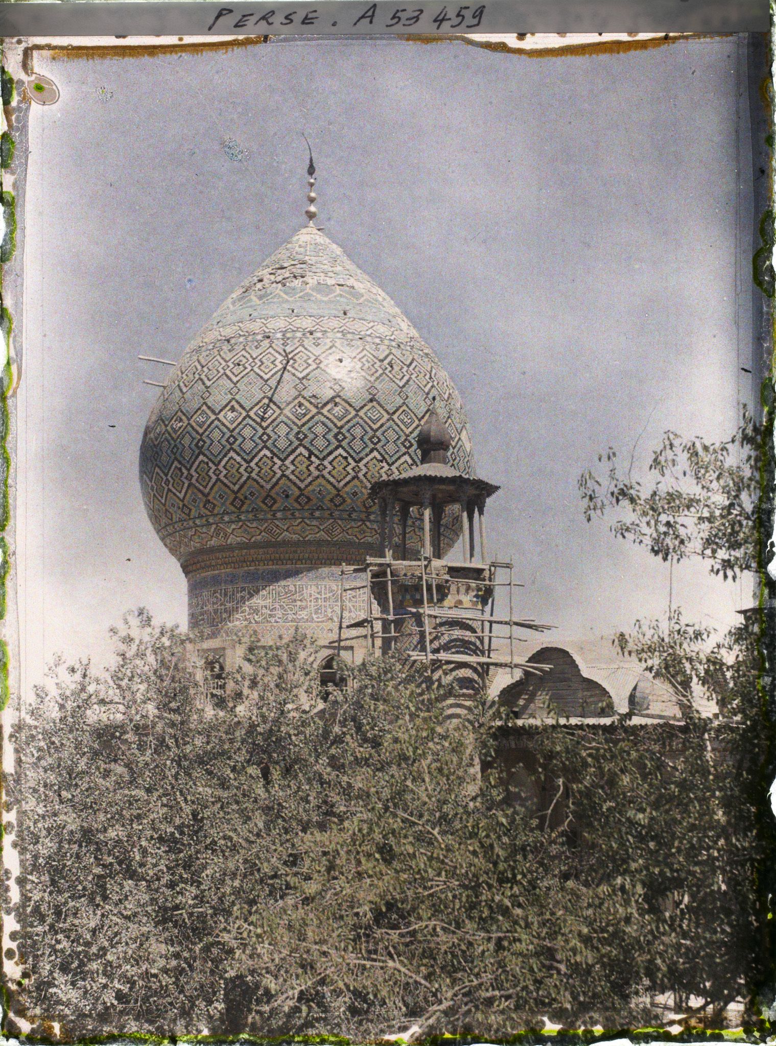 Image représentant Dôme du mausolée de Shah Cheragh