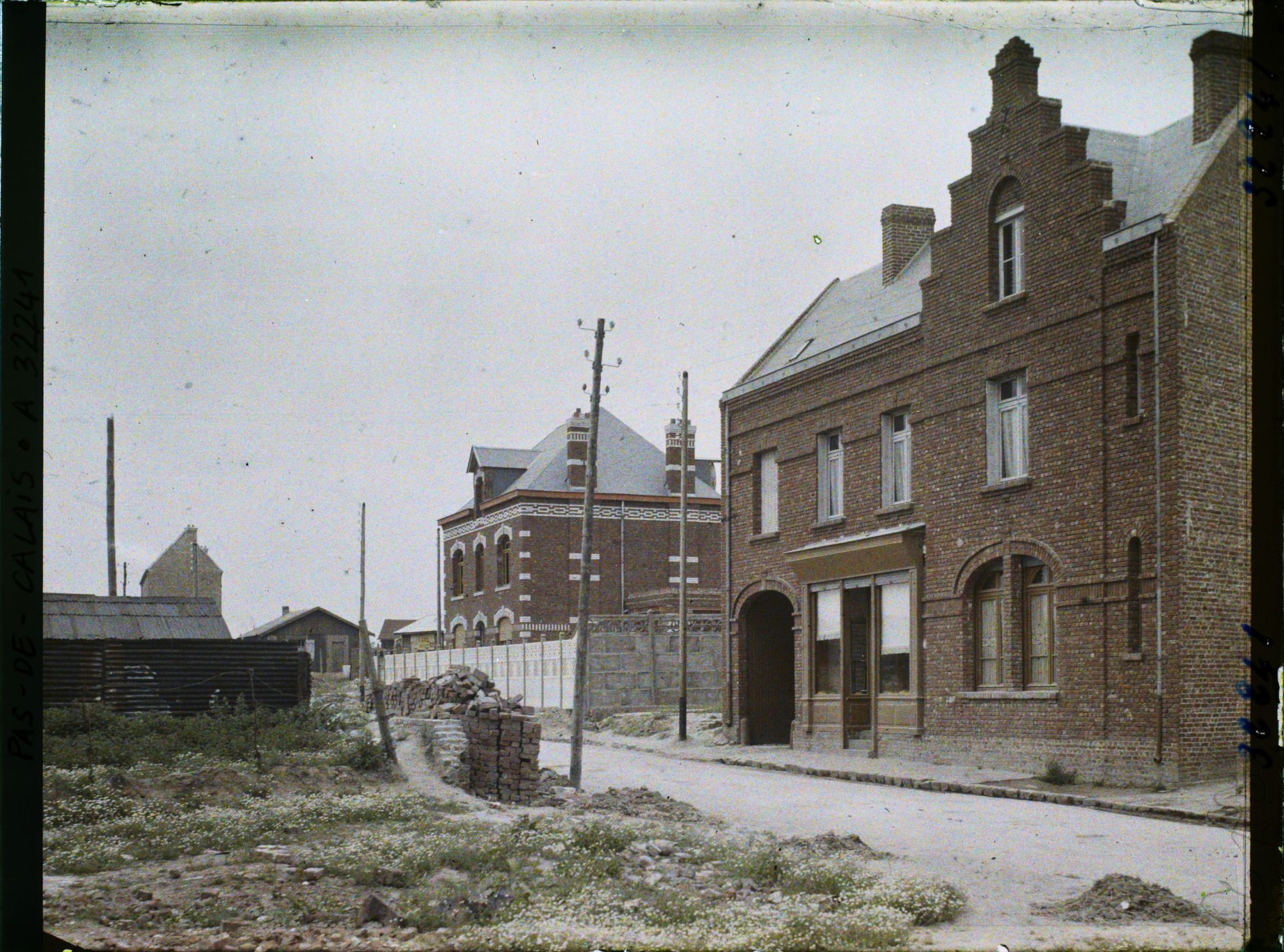 Image représentant France, Vimy, Reconstruction rue de la Gare