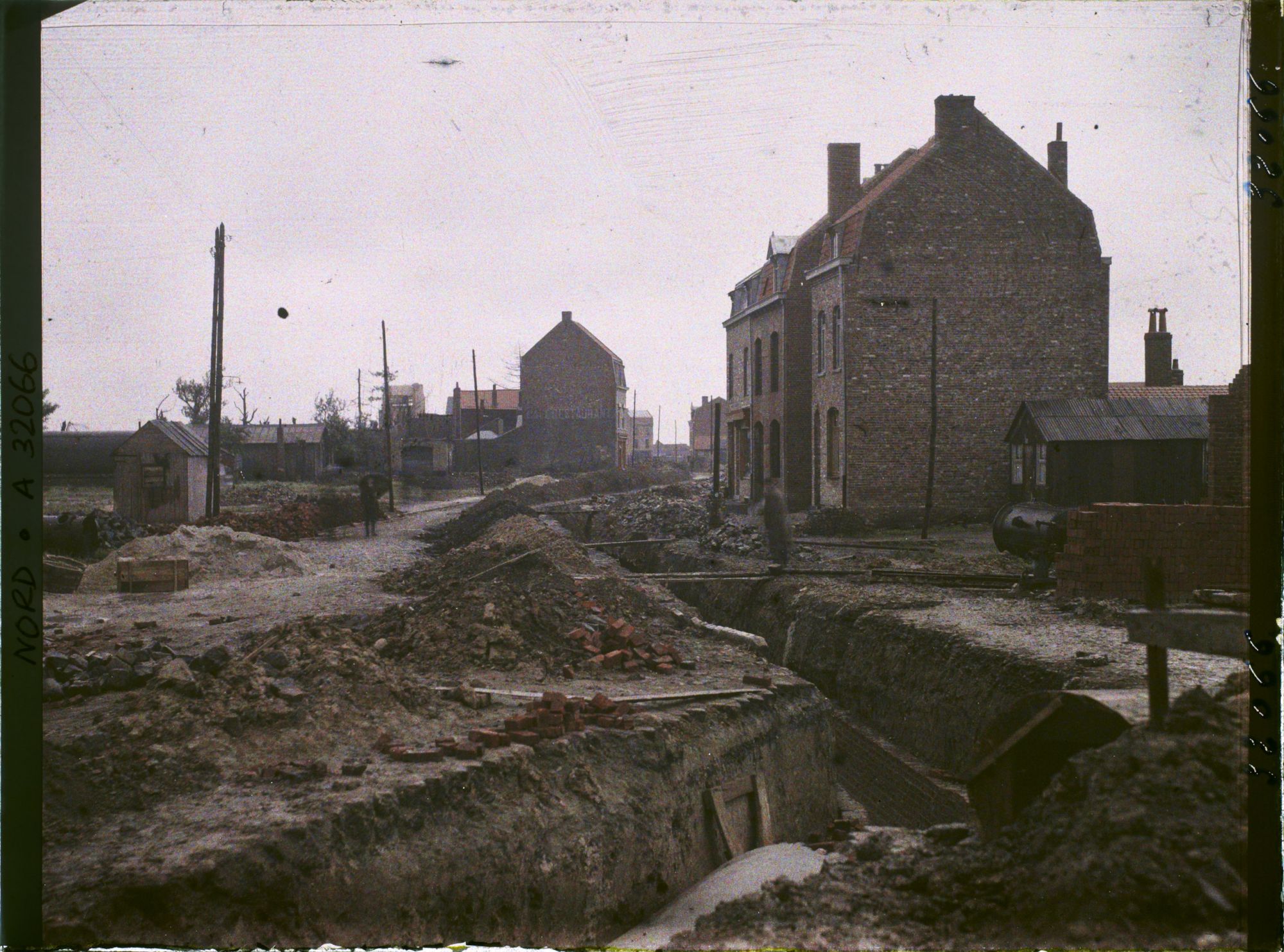 Image représentant France, Merville, Nouvelles Maisons et travaux de Noirie rue Le Prêtre