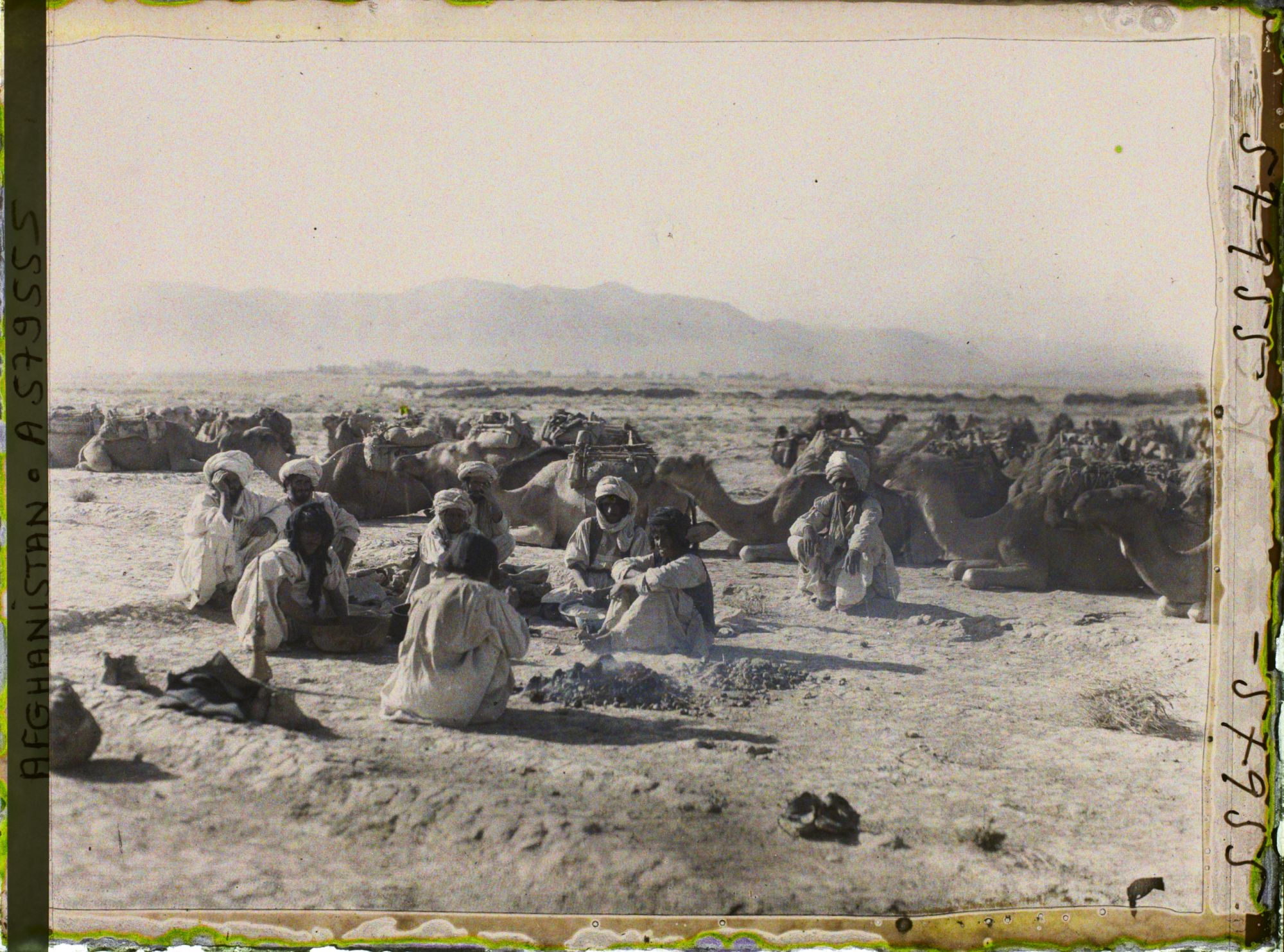 Image représentant Halte d'une caravane pachtoune