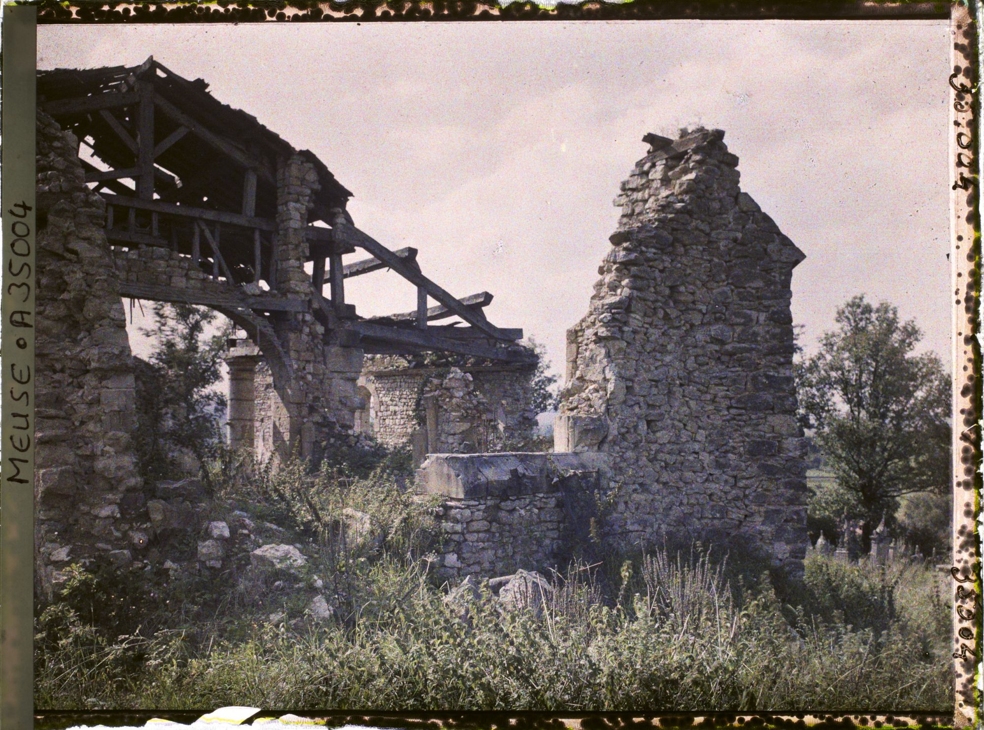 Image représentant France, Aubreville (Meuse), Vue de l'Abside