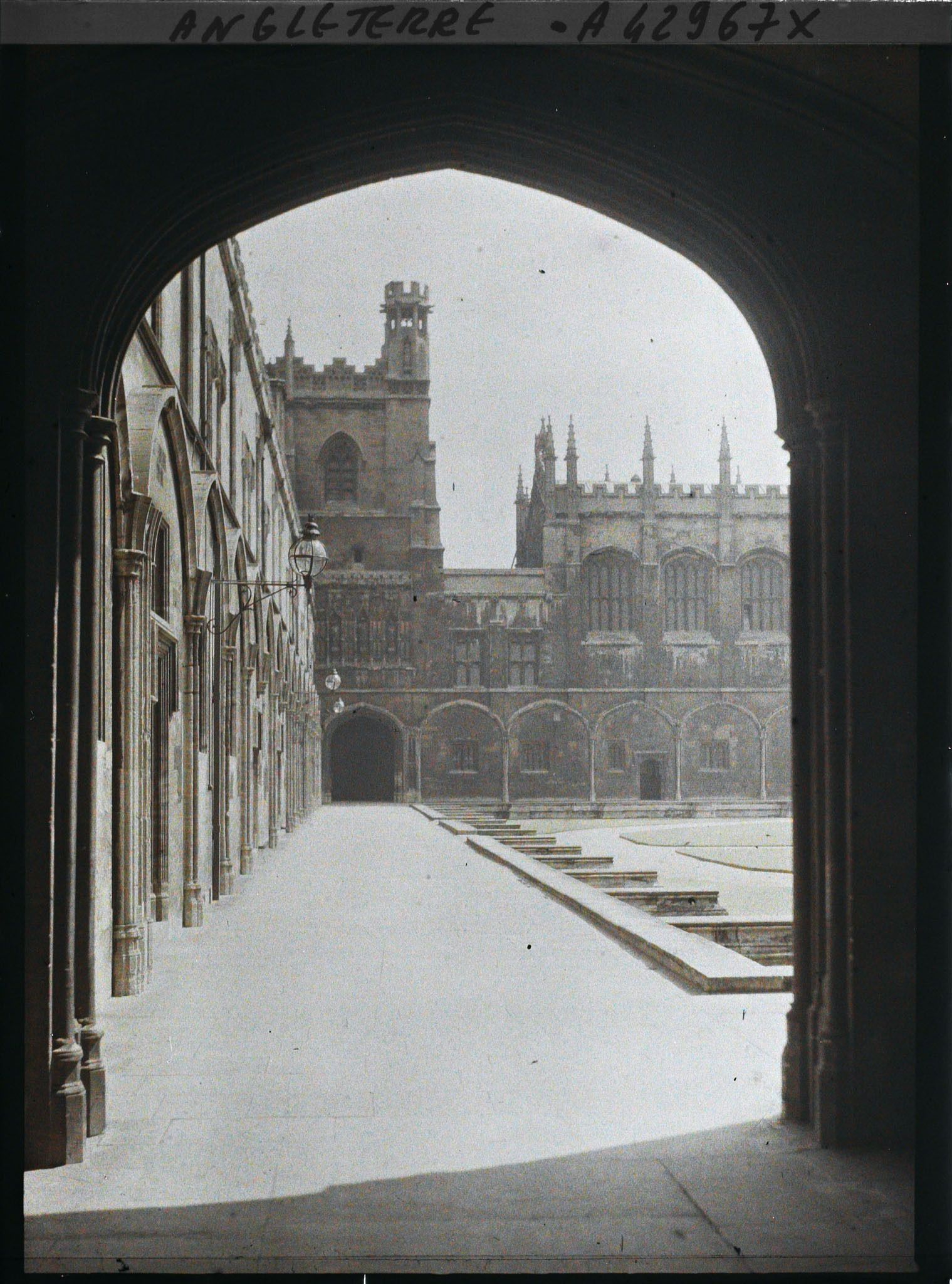 Image représentant Le coté sud de Christ Church