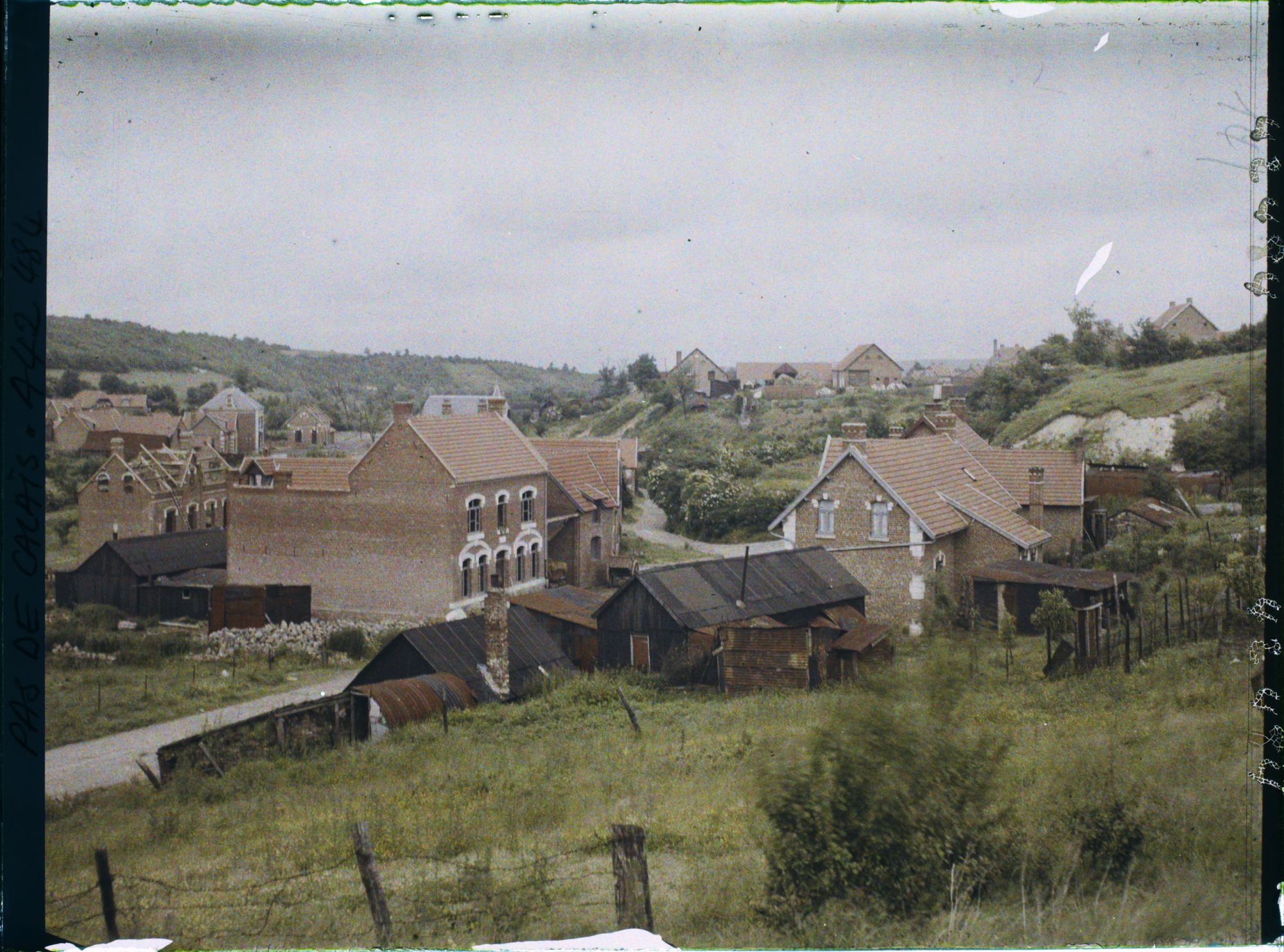Image représentant France, Carency, Vue d'ensemble du Village