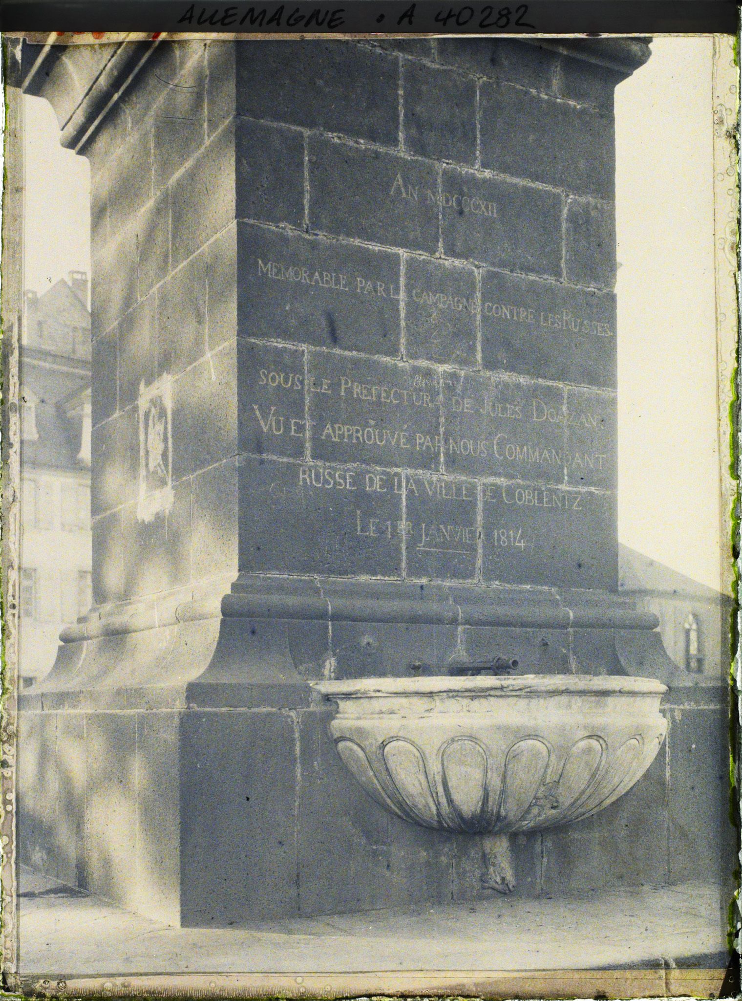 Image représentant Prusse, Coblence, Fontaine St Castor et inscription