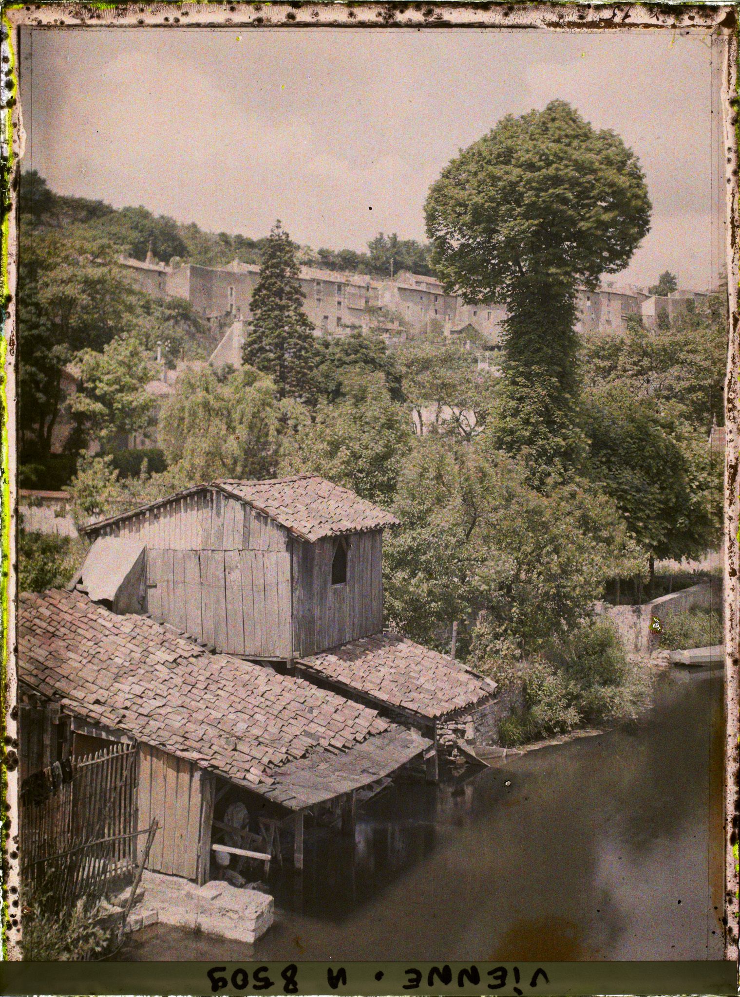 Image représentant Le Clain vu du pont de chemin de fer
