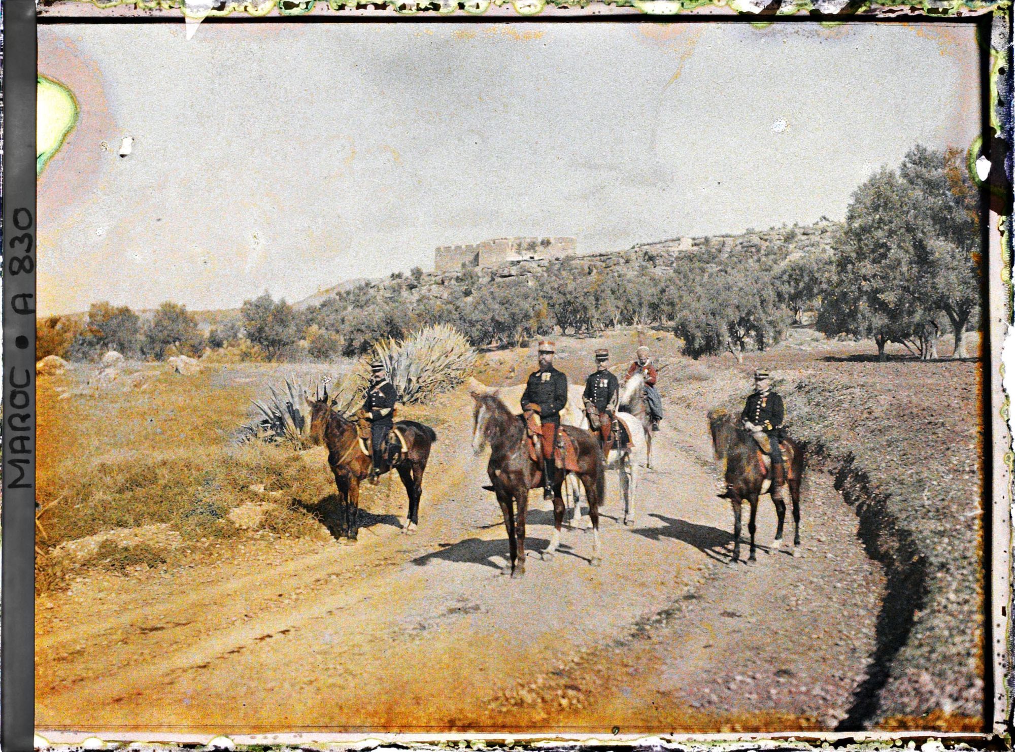 Image représentant Le général Gouraud et son état-major