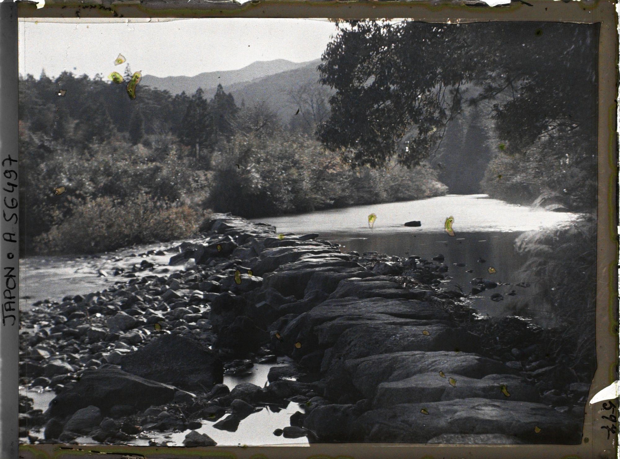 Image représentant L'Isuzugawa, rivière sacrée du sanctuaire d'Ise