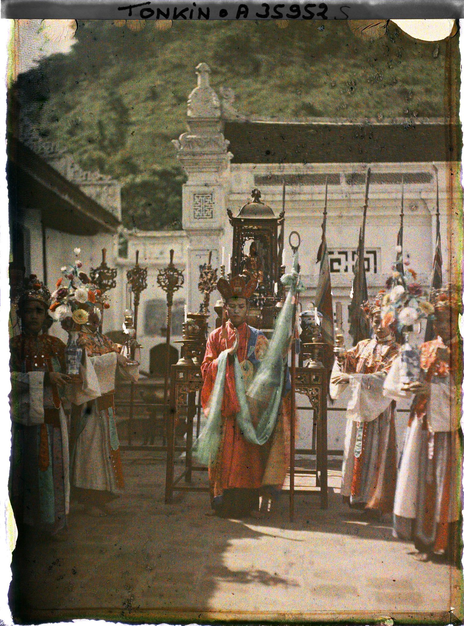 Image représentant Un des rites du Làm-chay