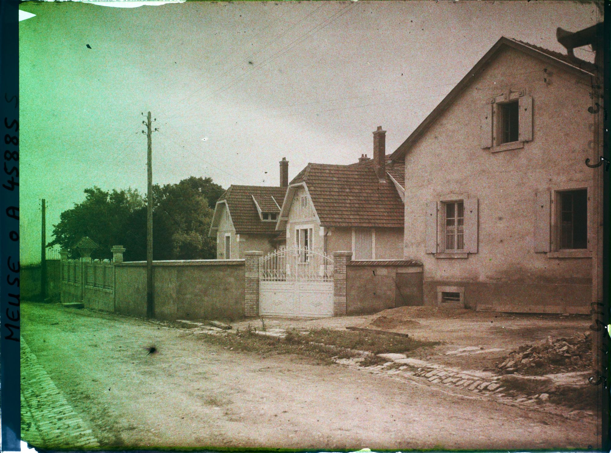 Image représentant France, Billy-sous-les-côtes, Reconstructions