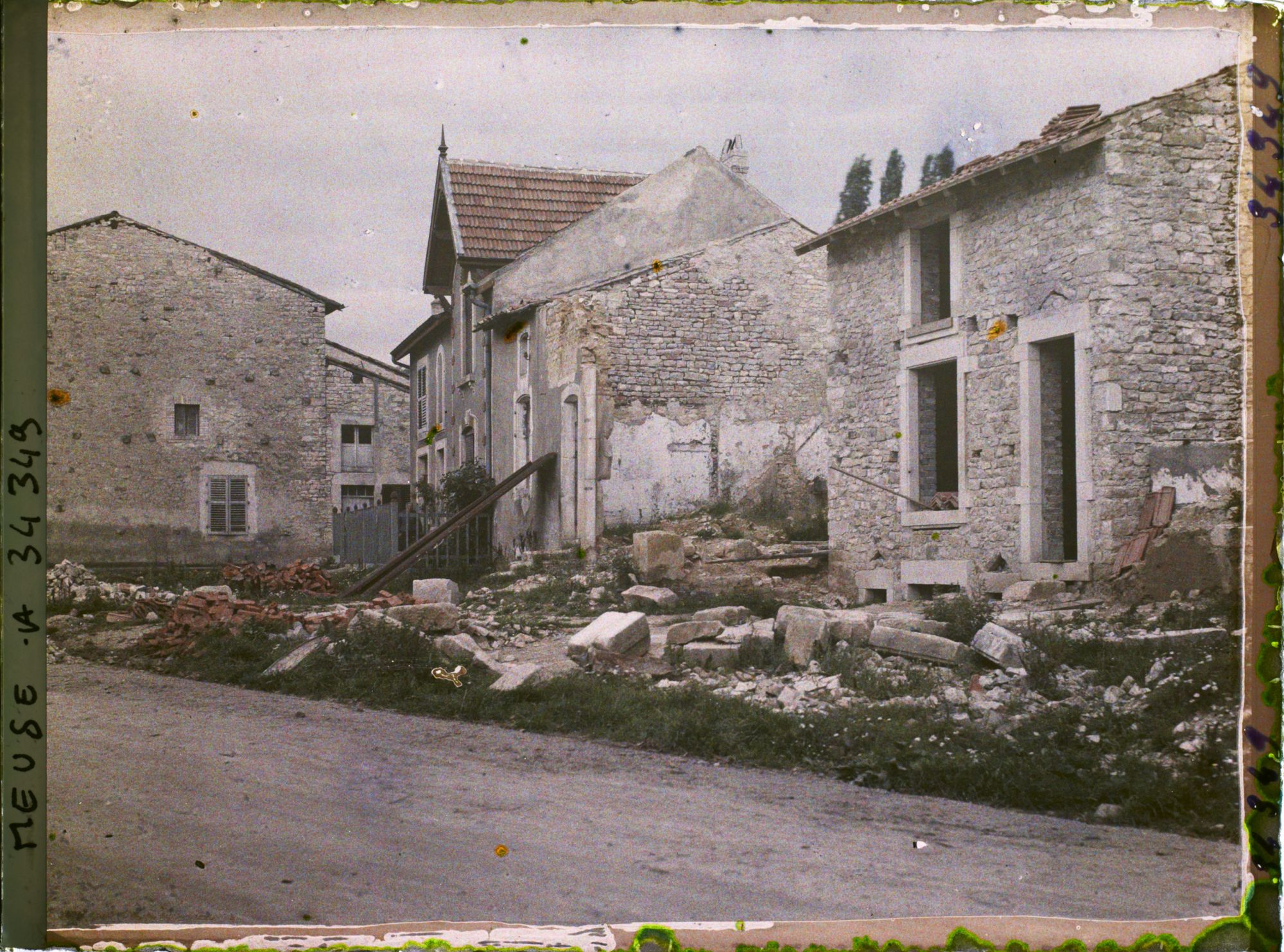 Image représentant France, Viéville, Ruines et reconstructions