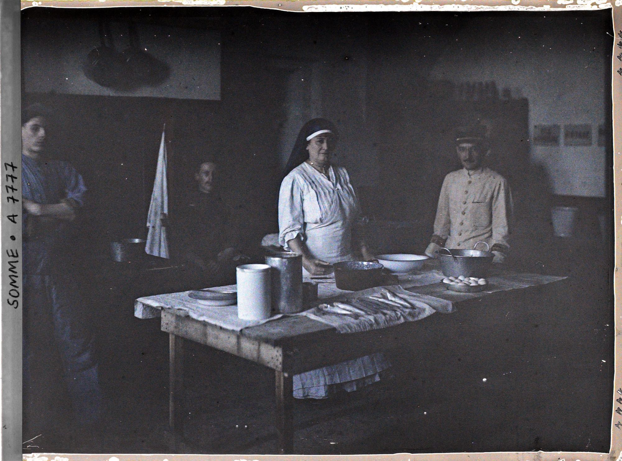 Image représentant Intérieur des cuisines (hôpital d'évacuation)