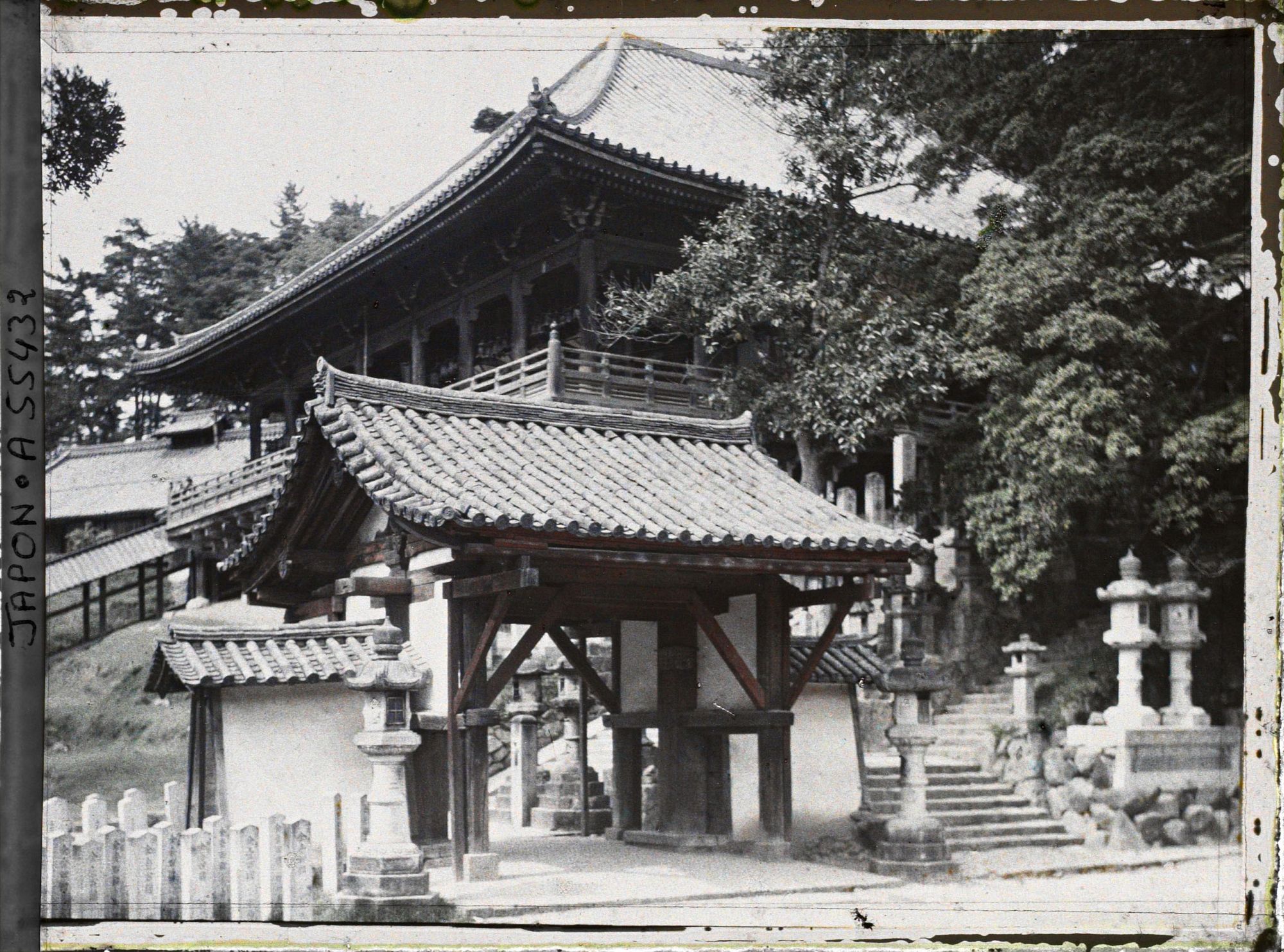 Image représentant Temple Tôdai-ji : le Nigatsudo (Salle du Deuxième Mois)