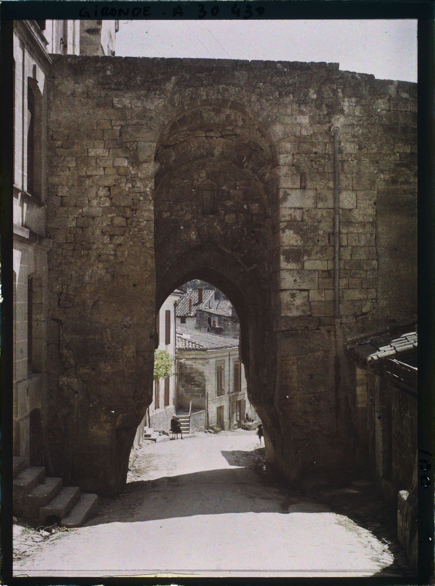 Image représentant France, Bourg s/Gironde, Porte Batelleyre