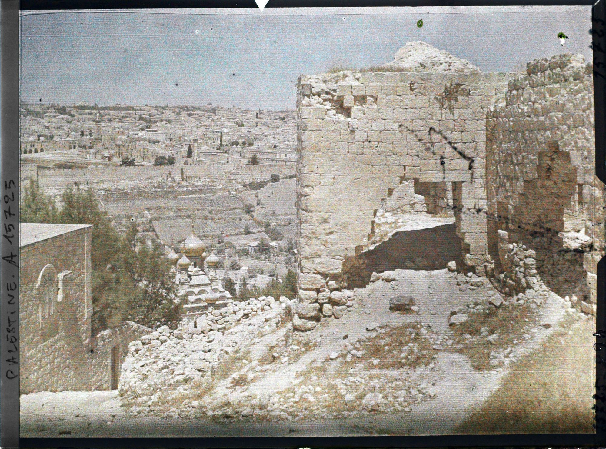 Image représentant Vue vers l'église Sainte Marie-Madeleine sur le mont des Oliviers
