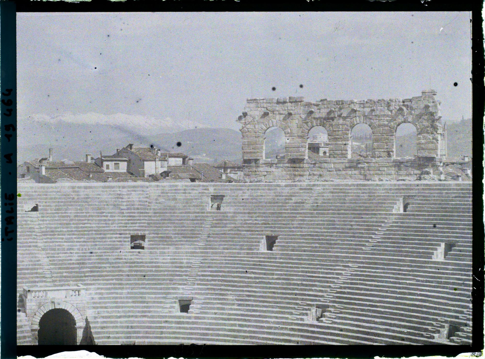 Image représentant Vue intérieure des arènes