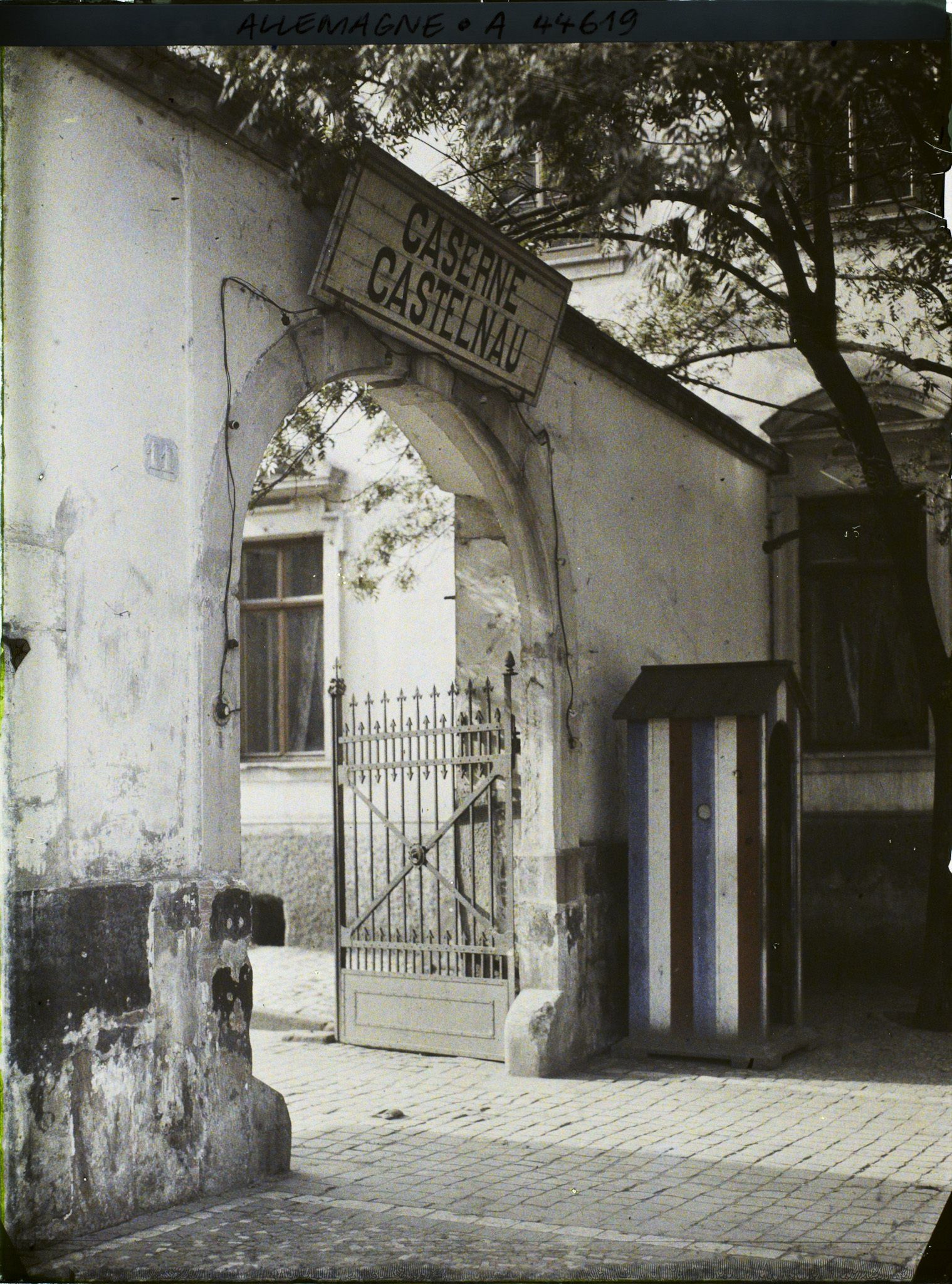 Image représentant Allemagne, Mayence, Caserne Castelnau