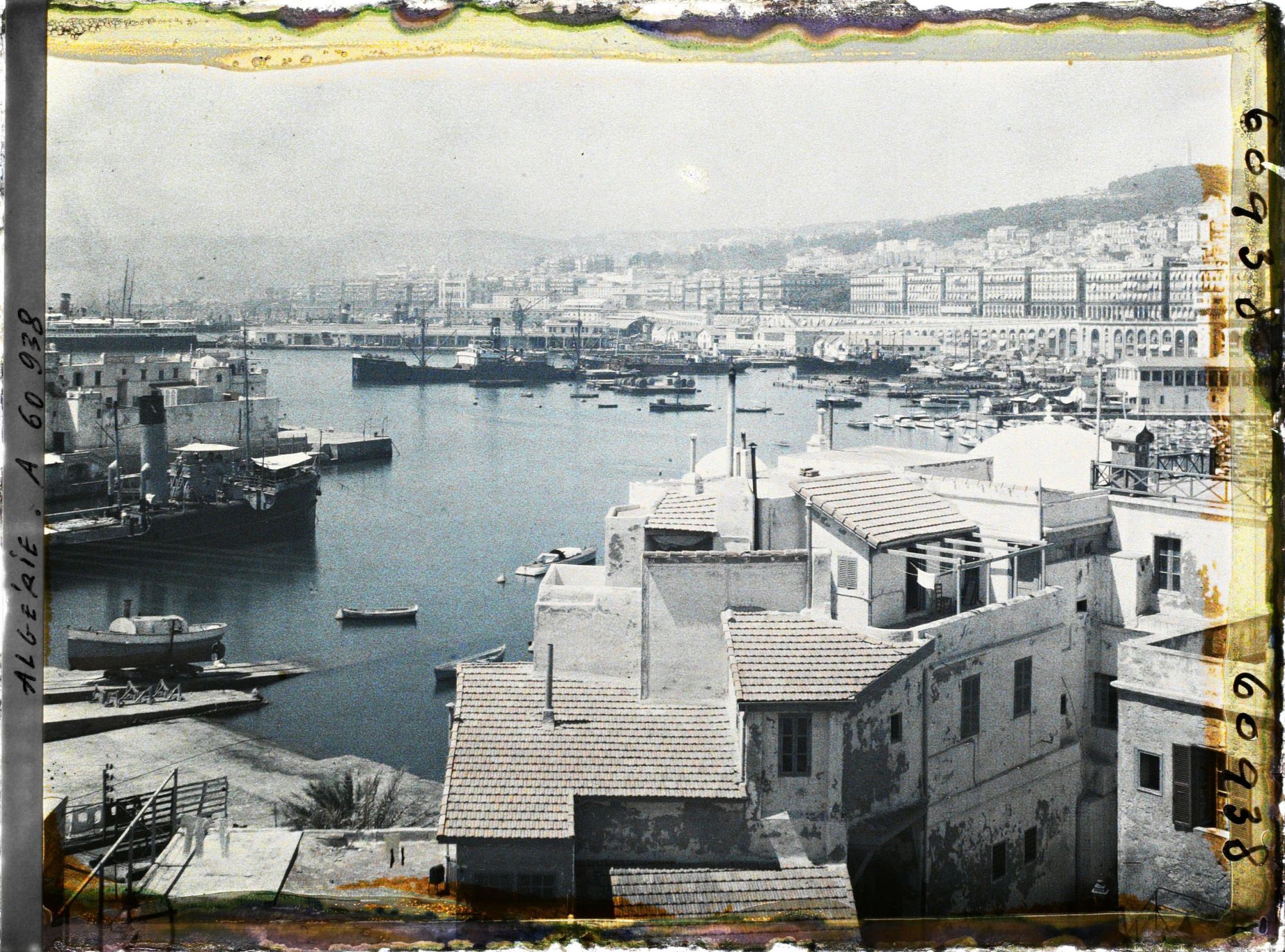 Image représentant Le port vu de l'Amirauté