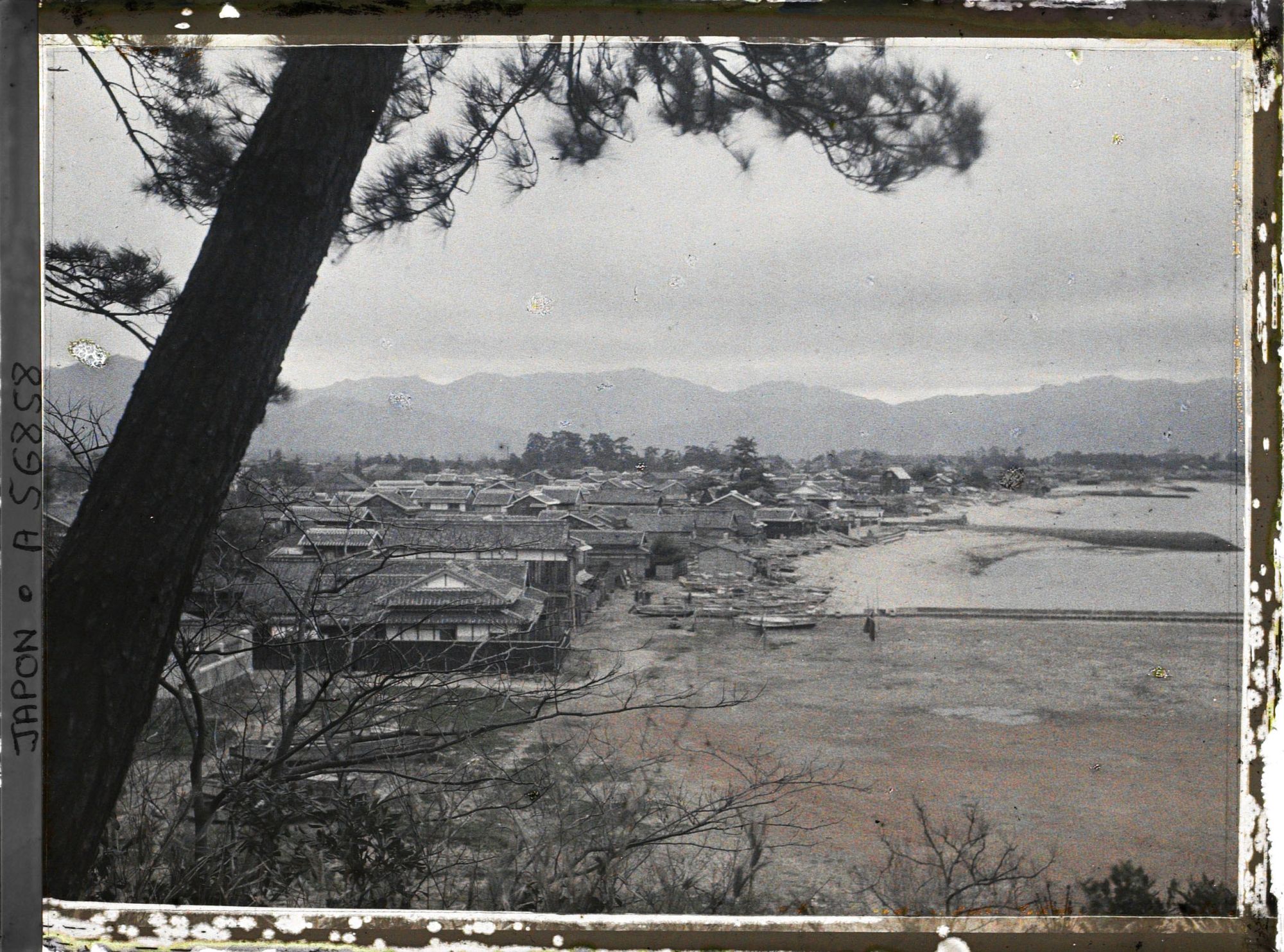 Image représentant Port de pêche sur la baie de Hakata