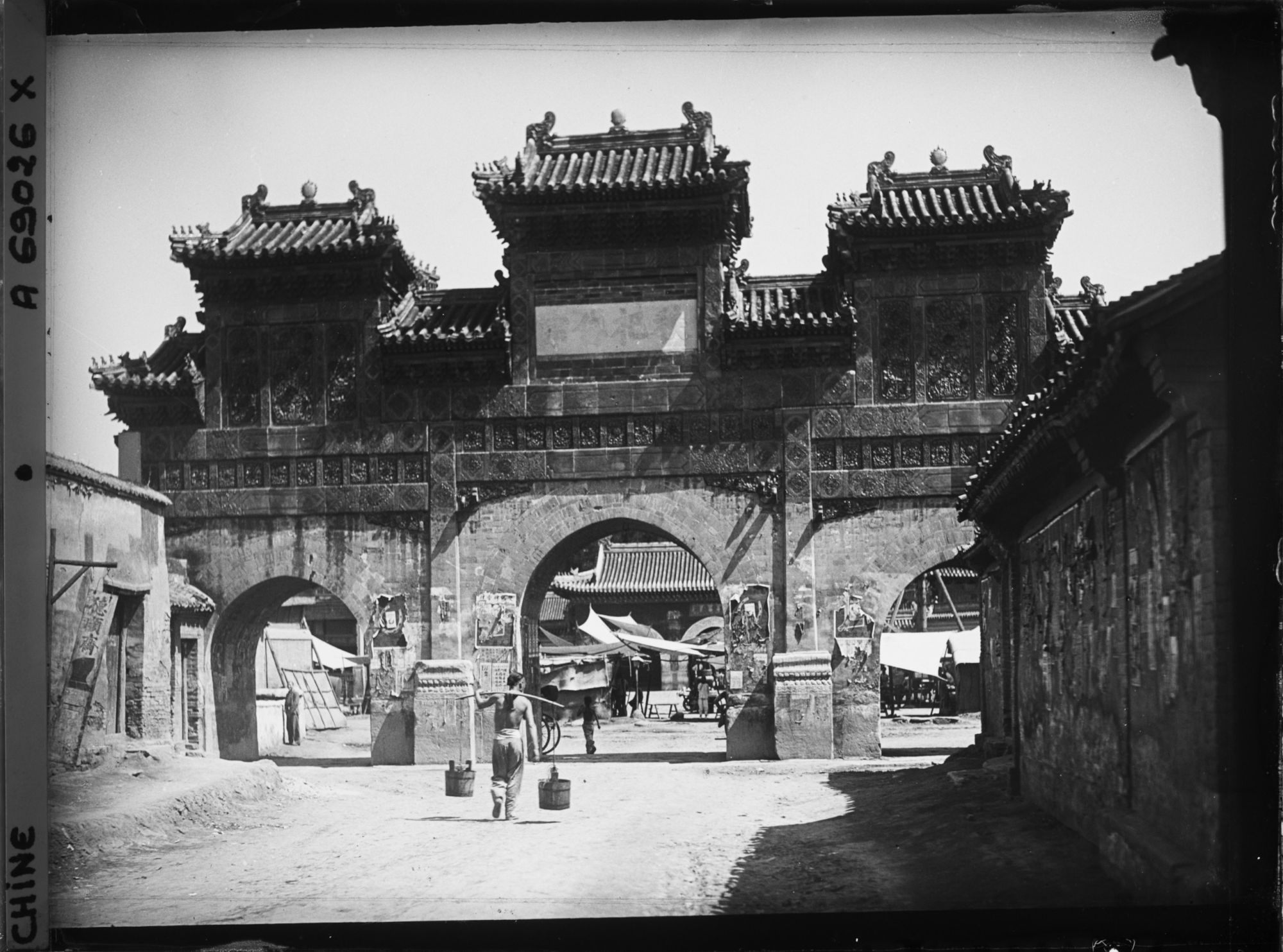 Image représentant Shenlujie (" rue de la Voie Sacrée "), extrémité nord