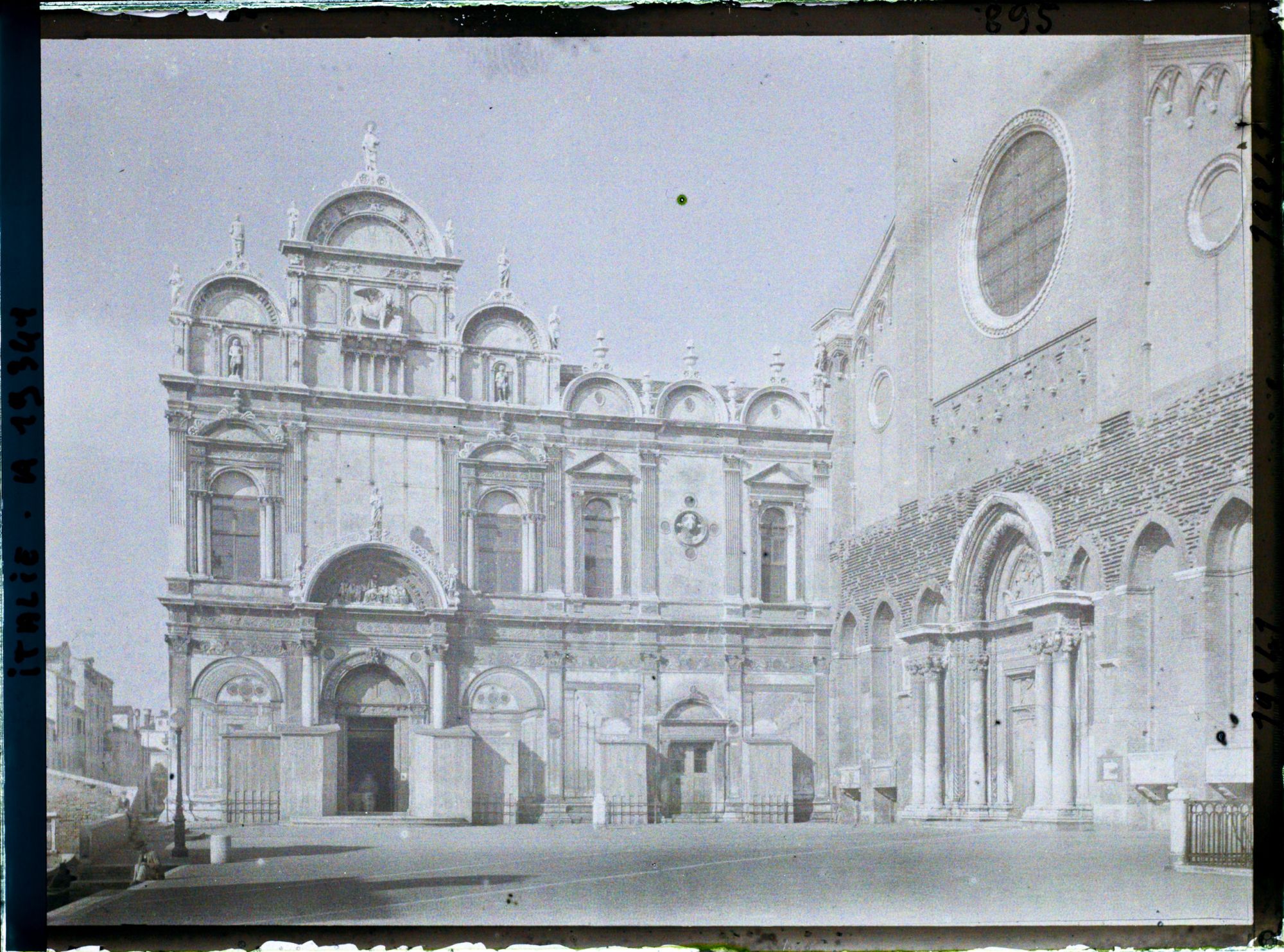 Image représentant Façade de l'Hôpital Civil et basilique San Zanipolo