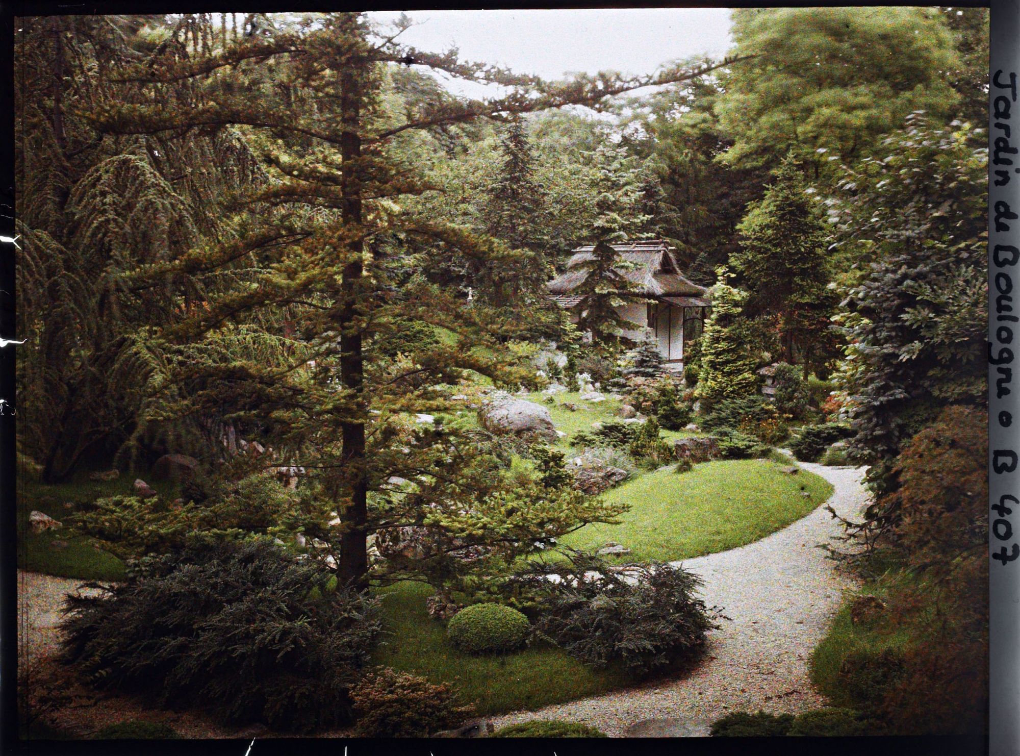 Image représentant Maison de thé au fond d'une partie de jardin proche de la maison ouest du " village japonais "