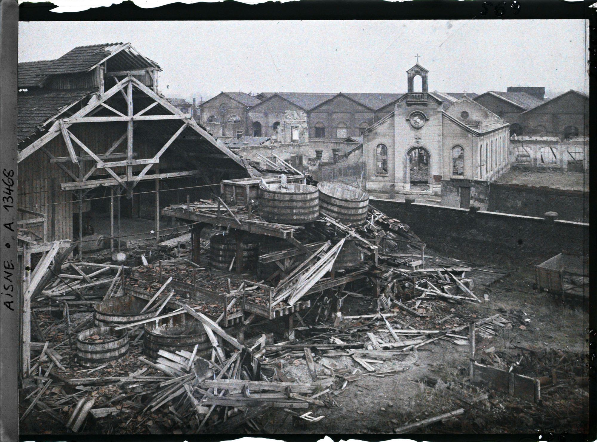 Image représentant France, Chauny, Usines St Gobain Chapelle