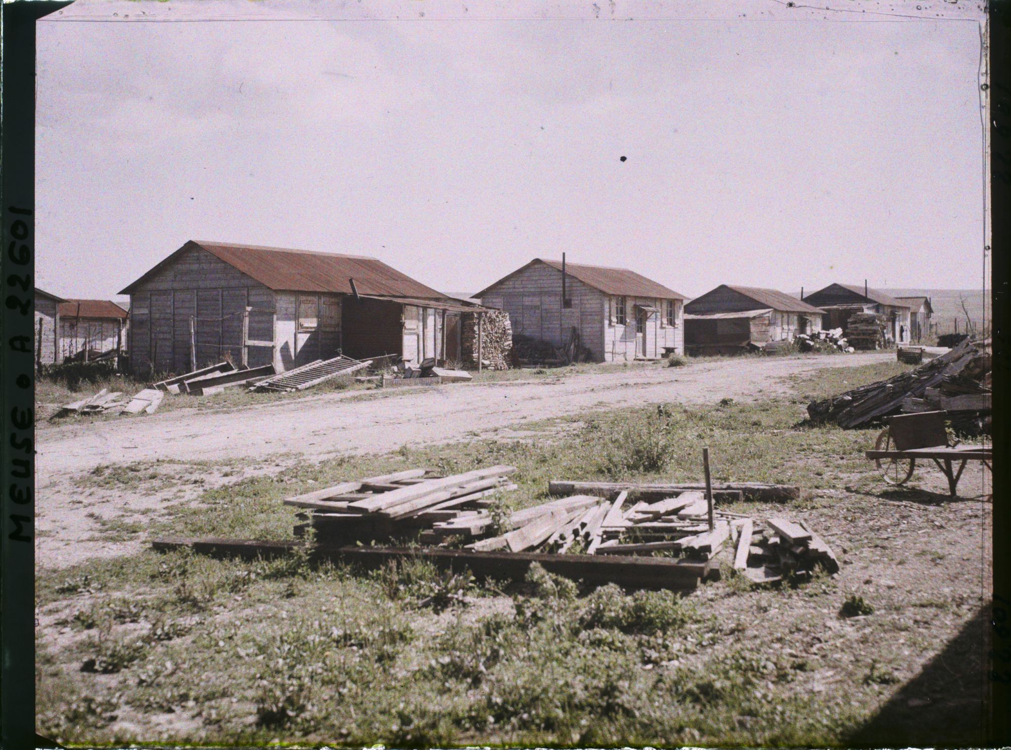 Image représentant France, Bras, Une rue du nouveau Village