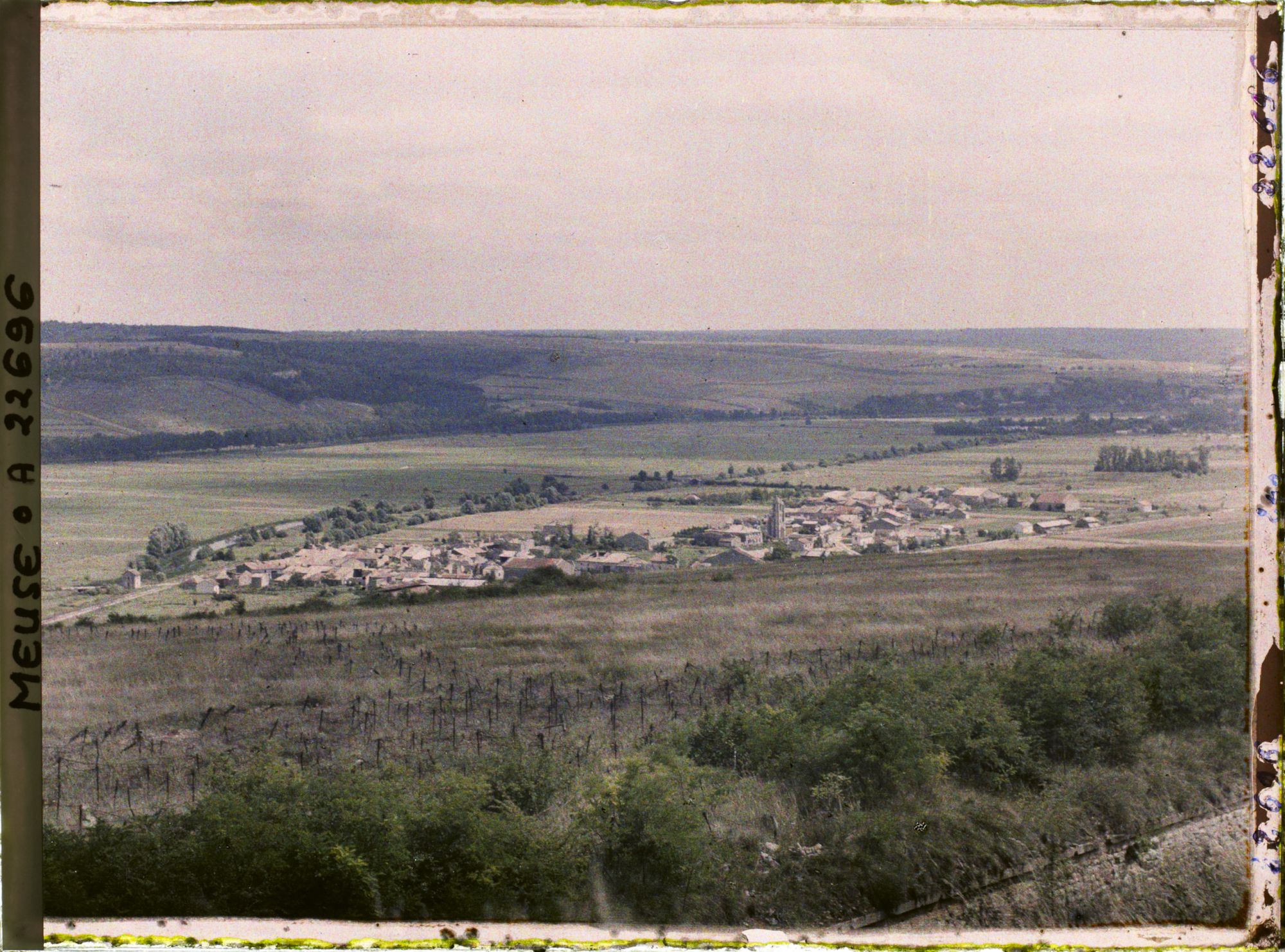 Image représentant France, Fort des Paroches, Panorama du Village des Paroches vu du fort