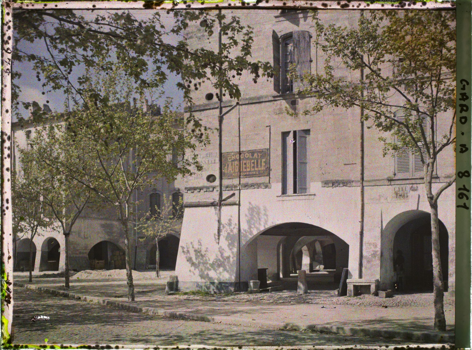 Image représentant Les arcades de la place de la République (devenue place aux Herbes)