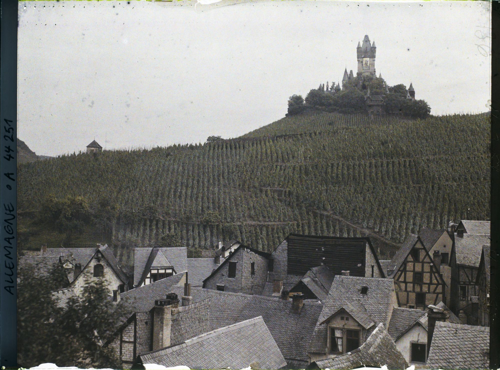 Image représentant Allemagne, Cochem (Moselle), Une vue vers le chateau