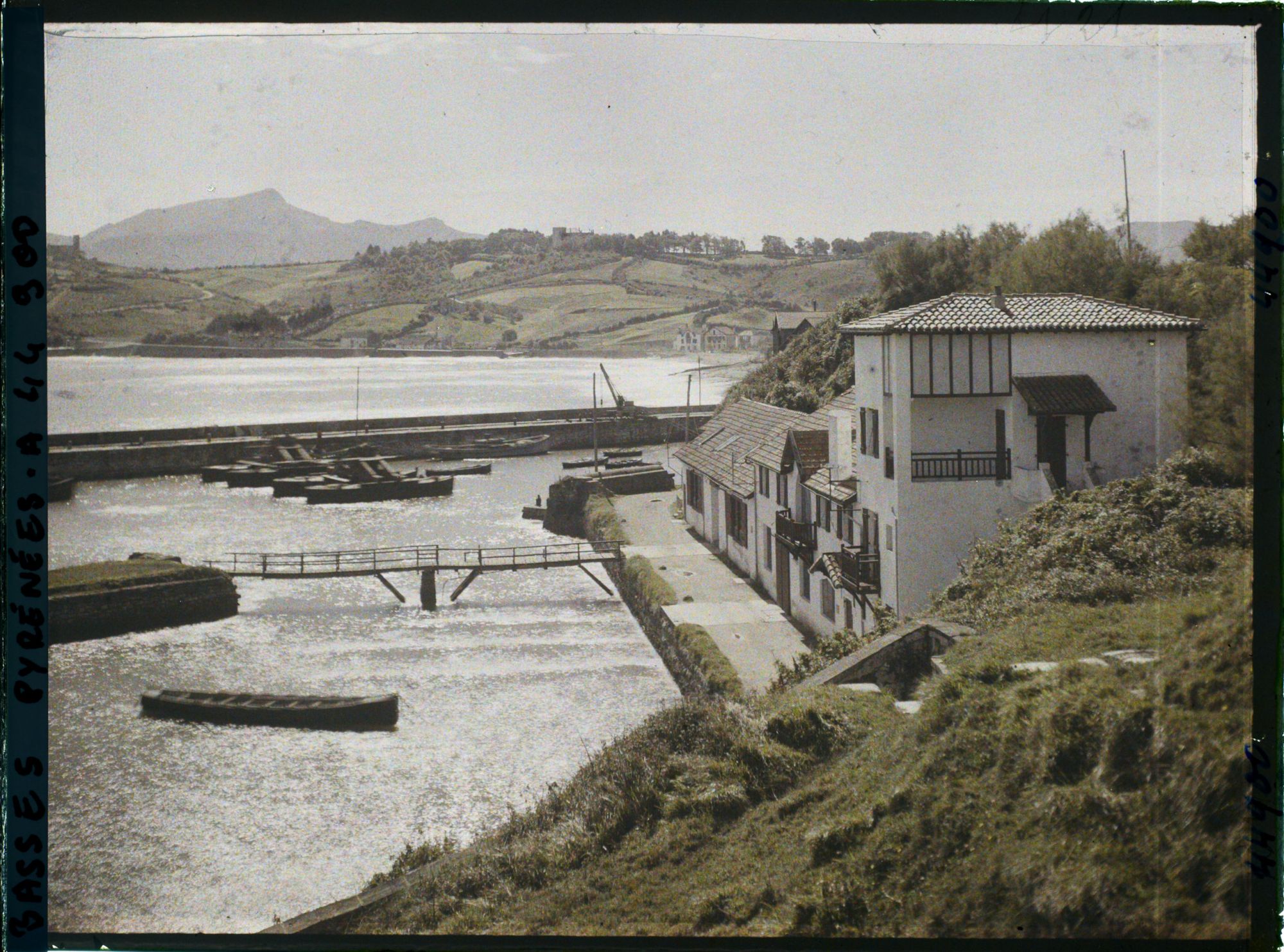 Image représentant France, Socoa, Vue en Contre Jour vers St Jean de Luz