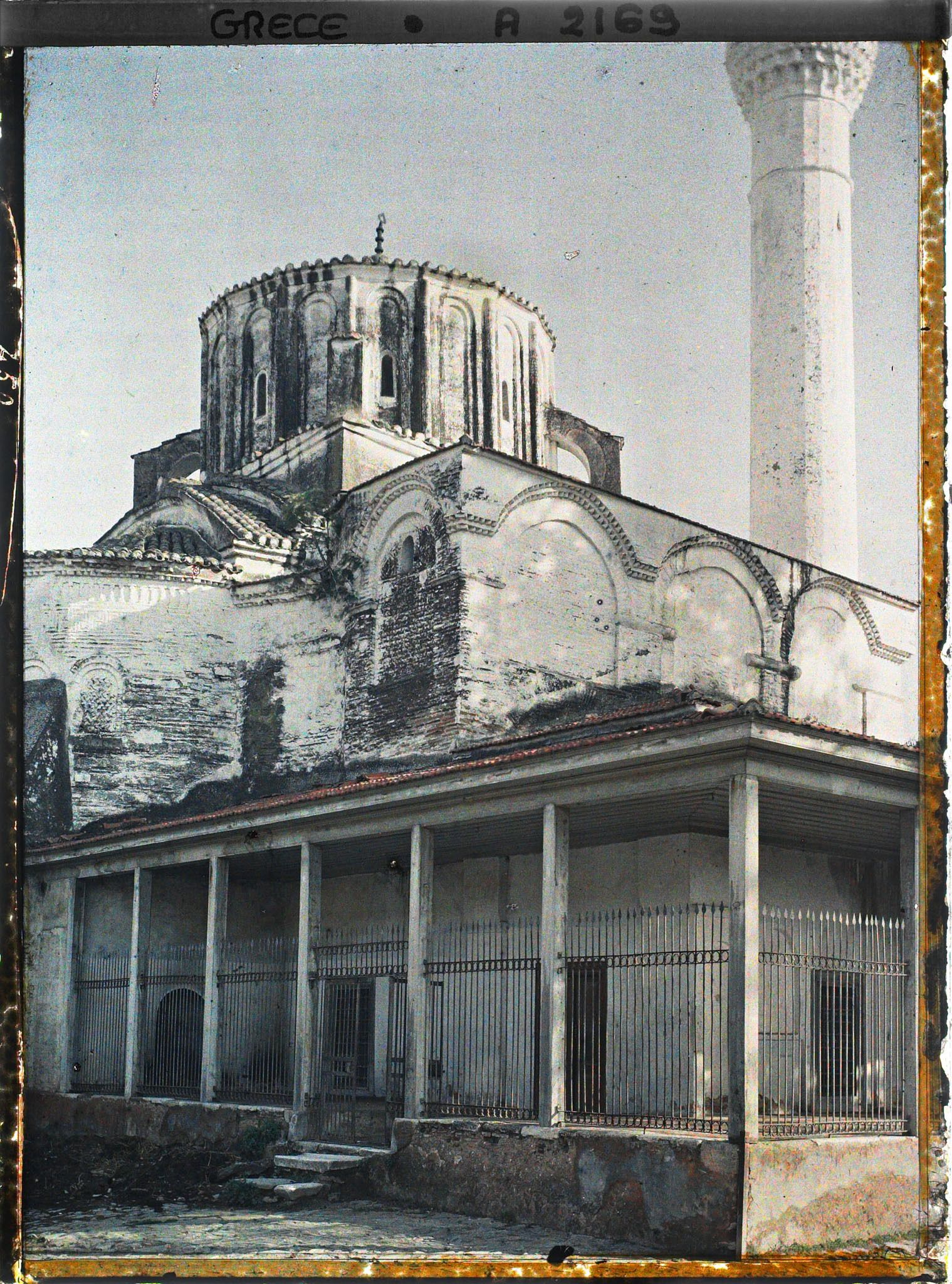 Image représentant Mosquée Yakoub Pacha (Eglise Saint-Elias), coupole avec petits arcs-boutants