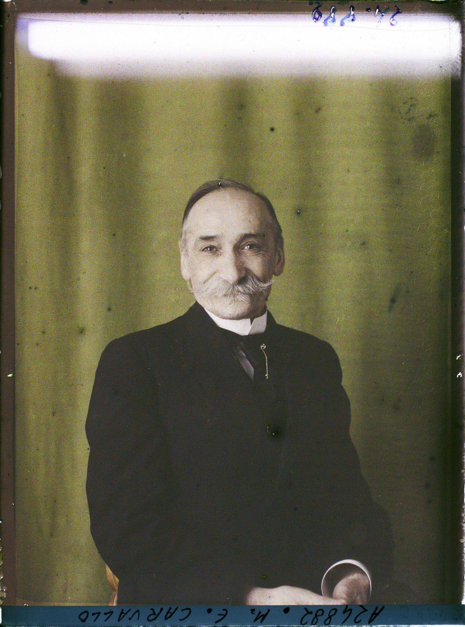 Image représentant MonsieurJoachim Carvallo