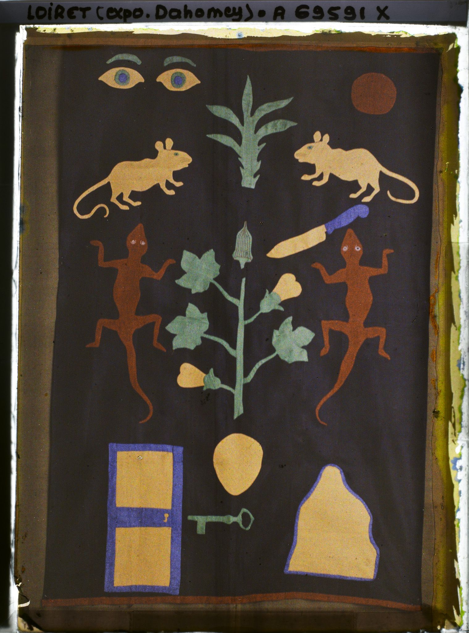 Image représentant Un pagne funéraire décoré de motifs