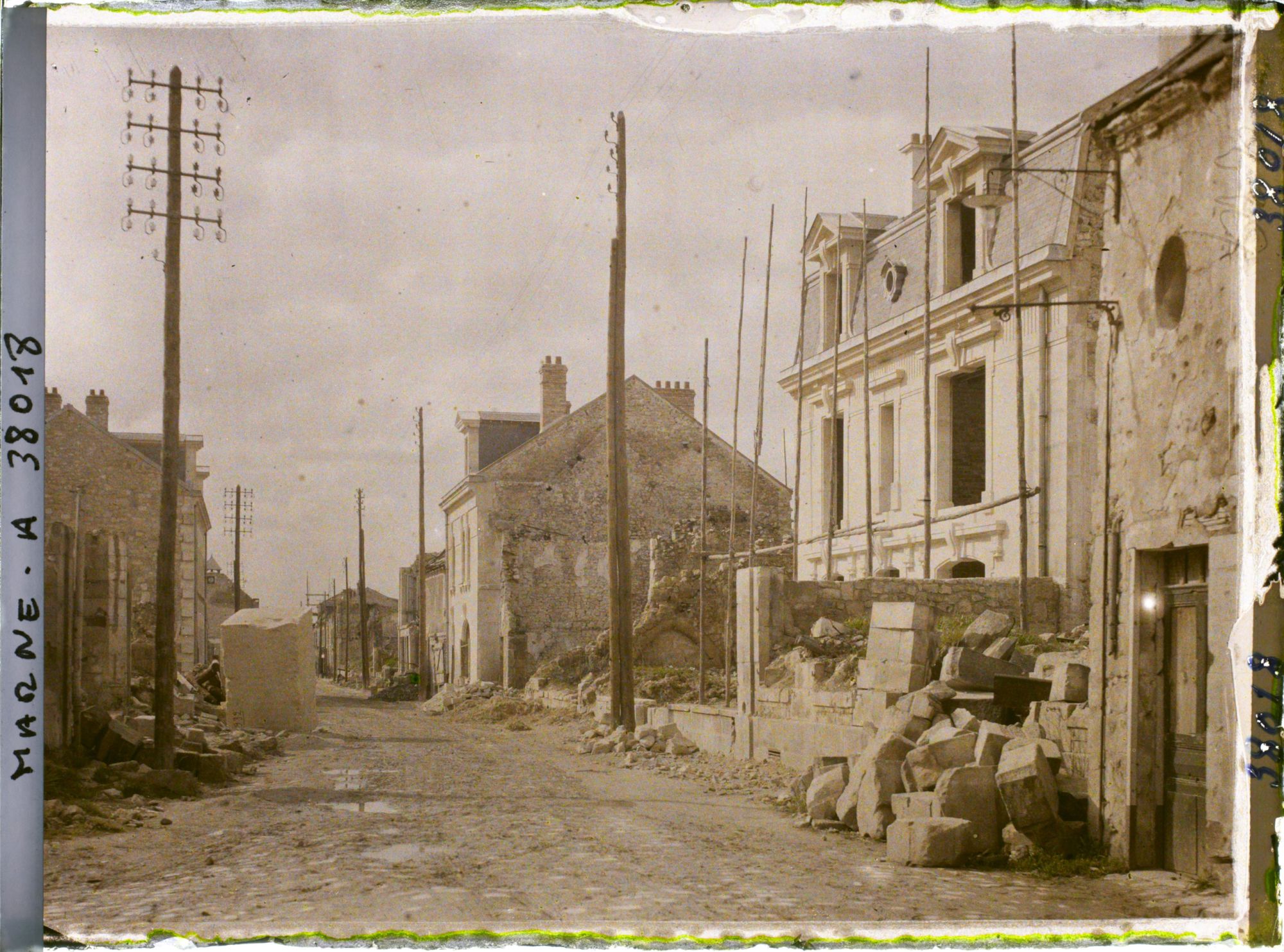Image représentant France, Fismes, Reconstruction Grande Rue