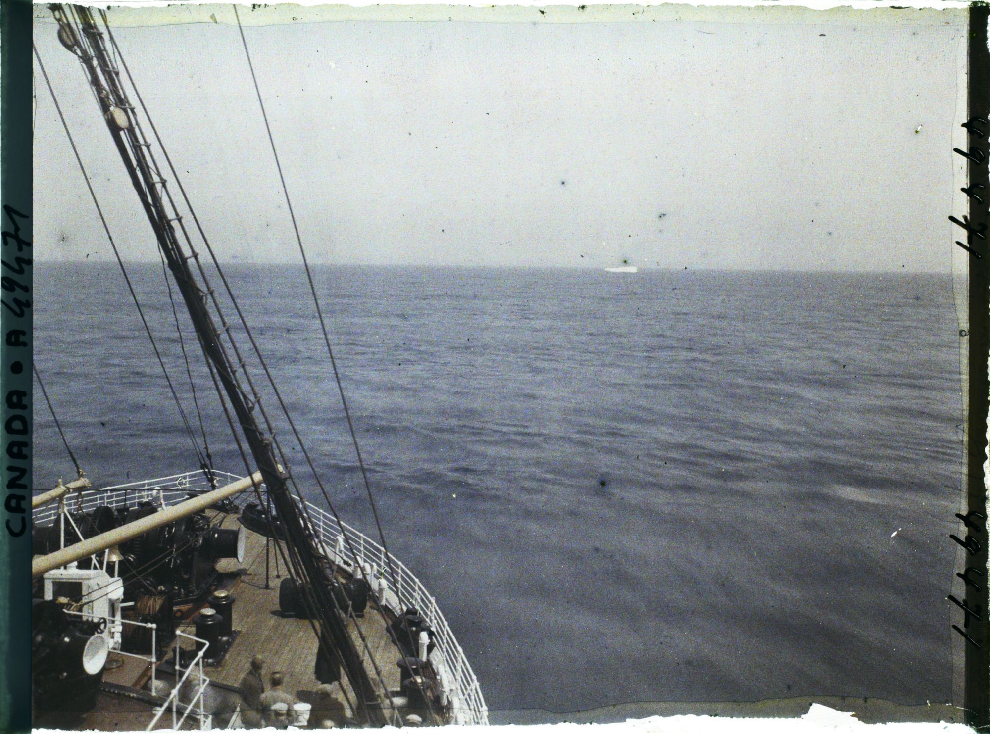 Image représentant Canada, Bord Melita, Un Iceberg dans l'Atlantique