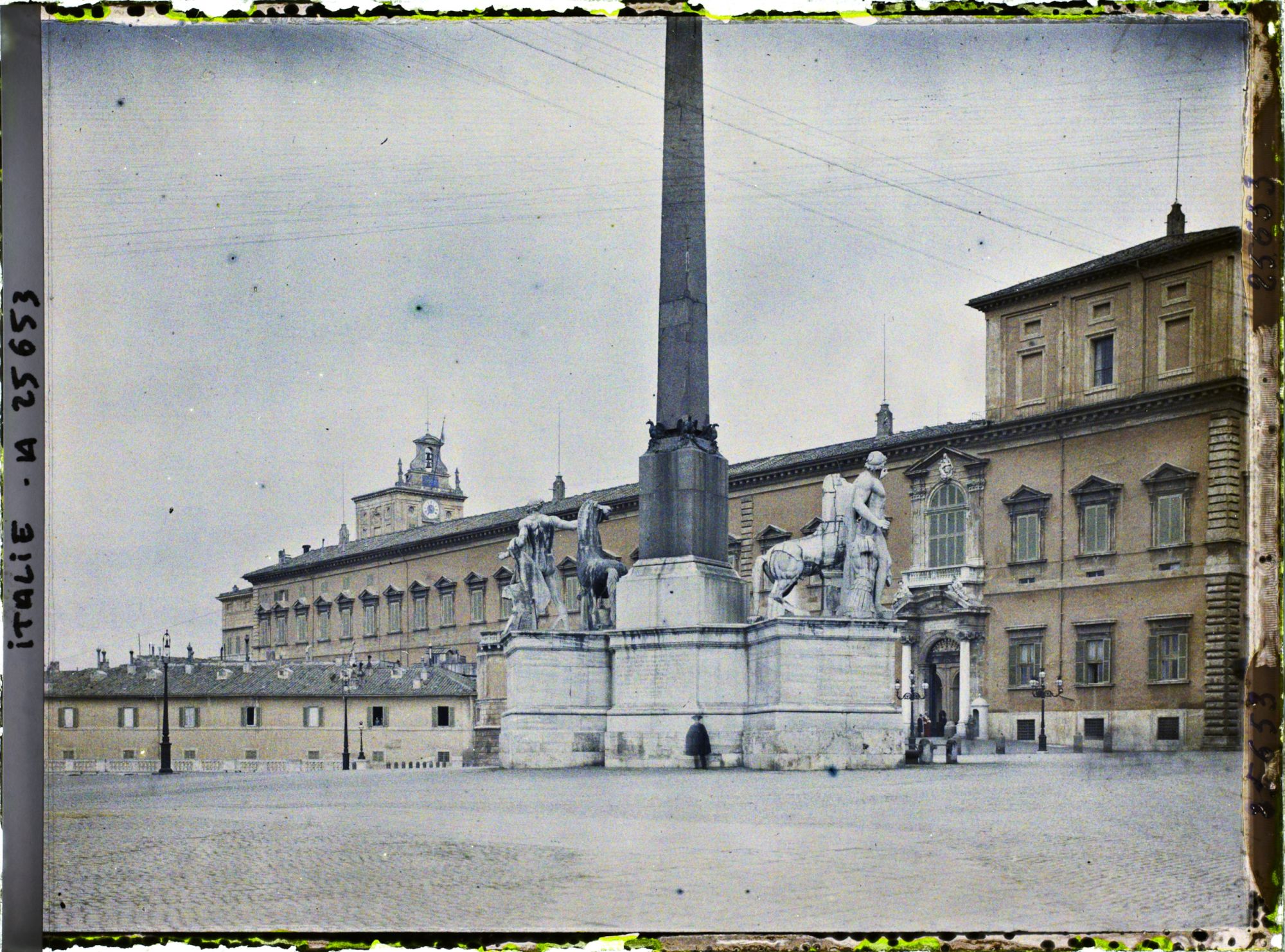 Image représentant Place du Quirinal et fontaine