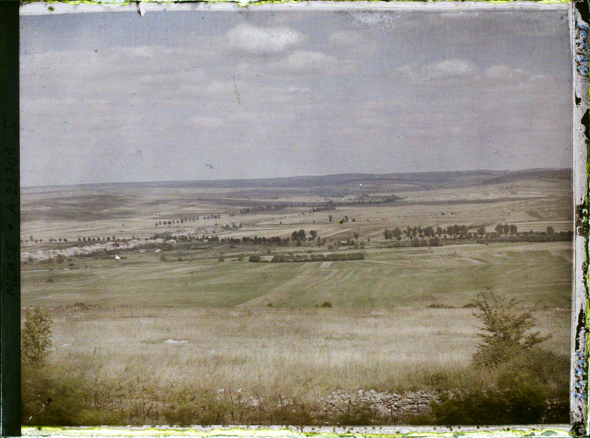 Image représentant France, Fort des Paroches, La trouée de Spada vue du fort des Paroches