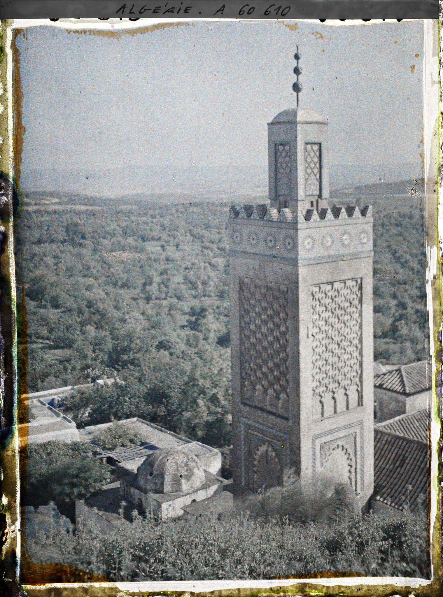 Image représentant Le minaret de la mosquée Sidi El Halaoui