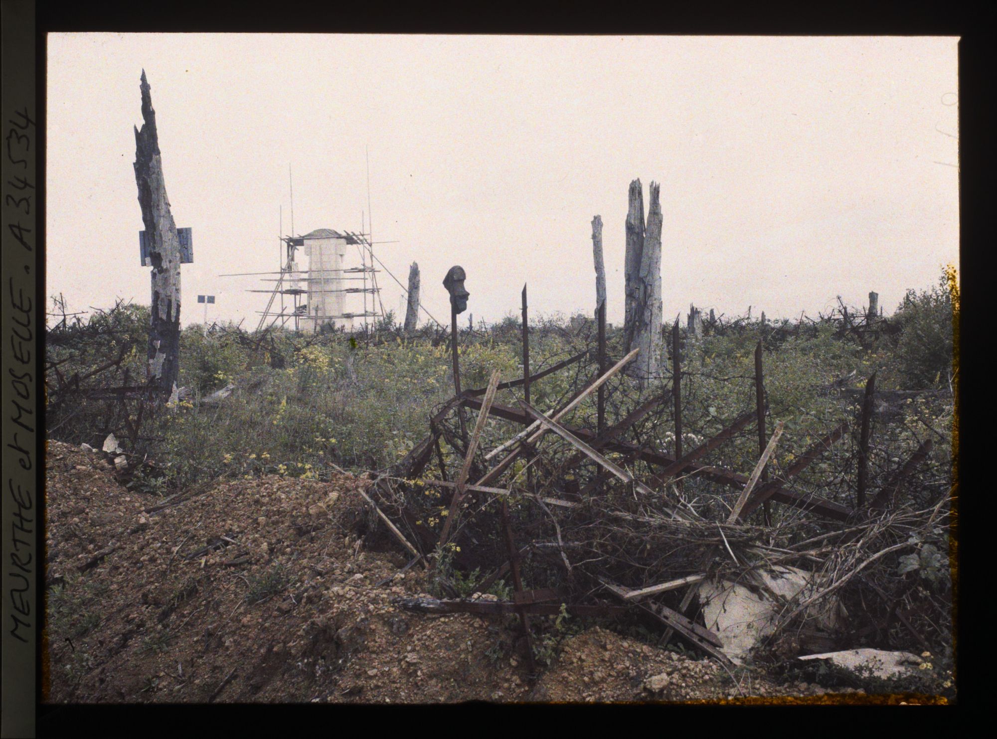 Image représentant France, Bois le Prêtre, Première ligne Française